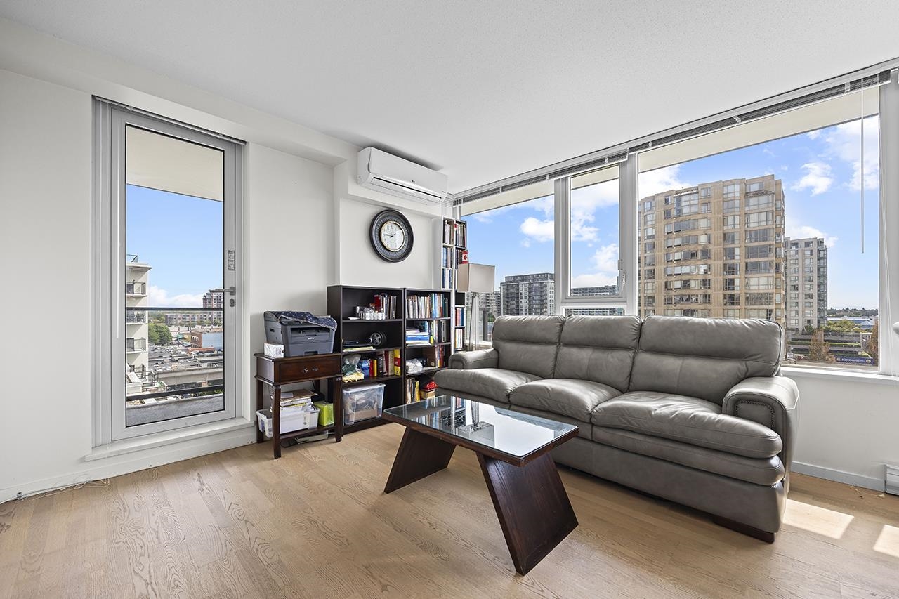 1005 7979 FIRBRIDGE WAY, R3100703, BC,