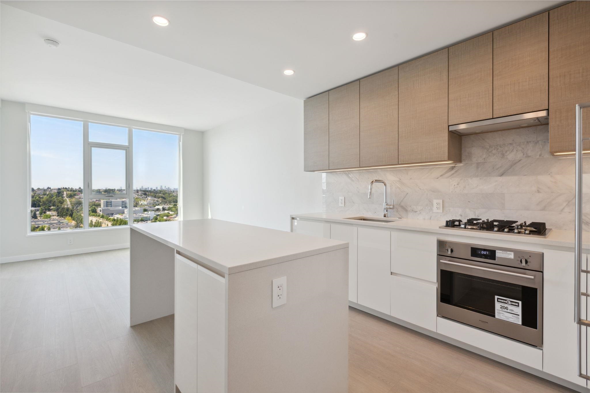 2504 2186 GILMORE AVENUE, R3100844, BC,