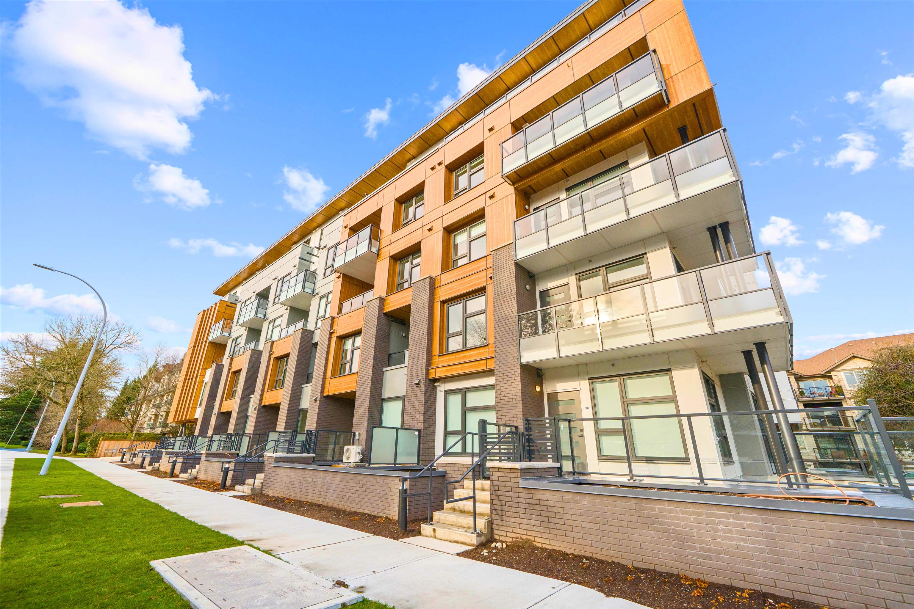 MLS® listing #R3100878 for sale located at 101 15353 17 AVENUE