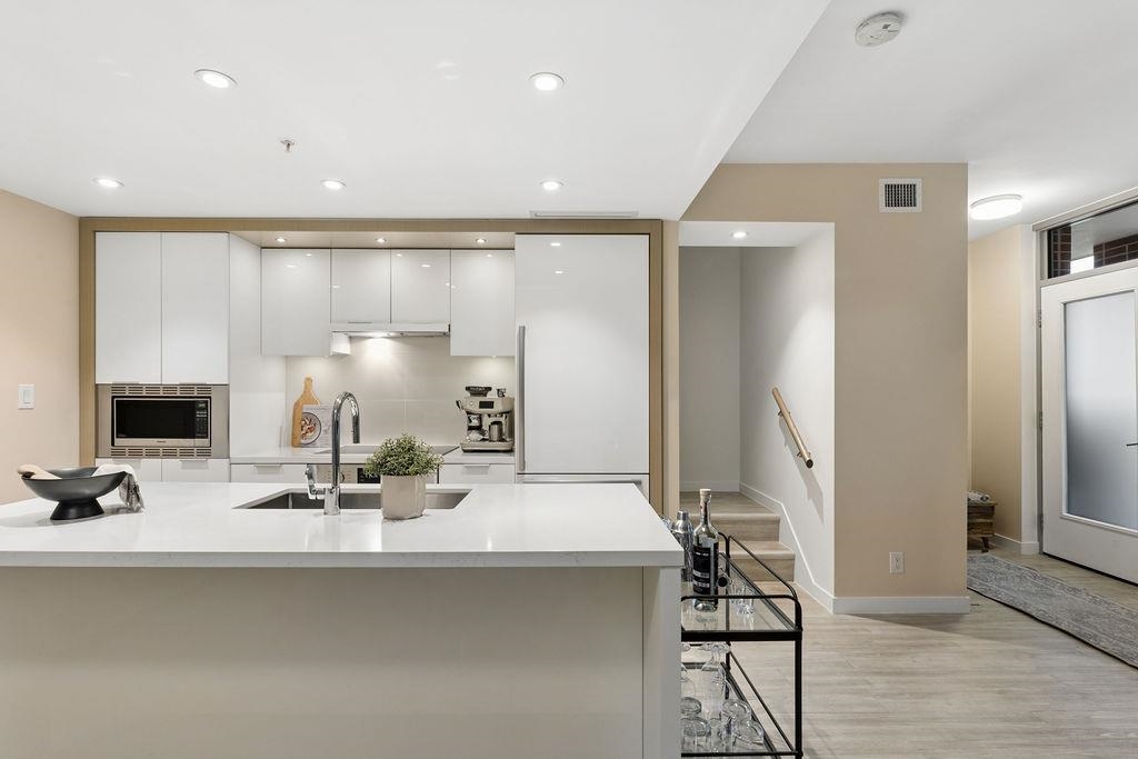 82 SWITCHMEN STREET, Vancouver BC V6A 0H2, R3100900, BC,