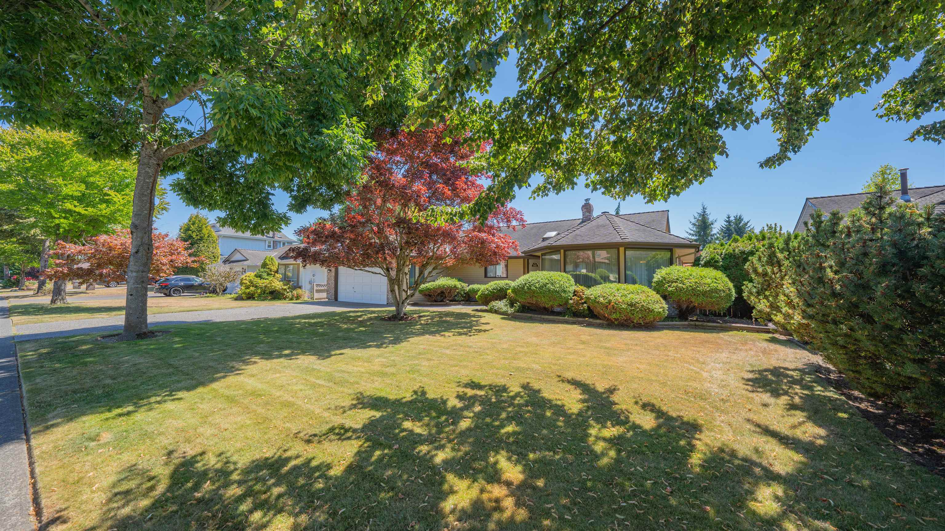 14076 19A AVENUE, Surrey BC V4A 7Z6, R3100940, BC,