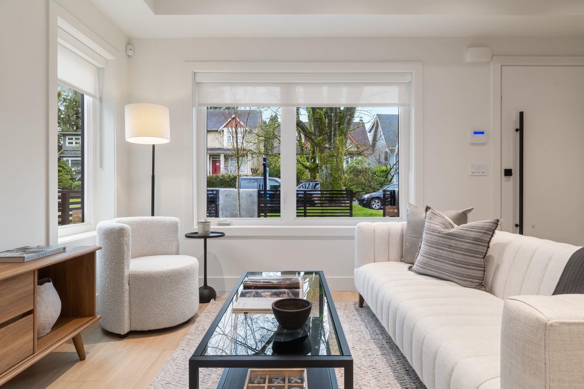 2 2541 GRANT STREET, R3100998, BC,