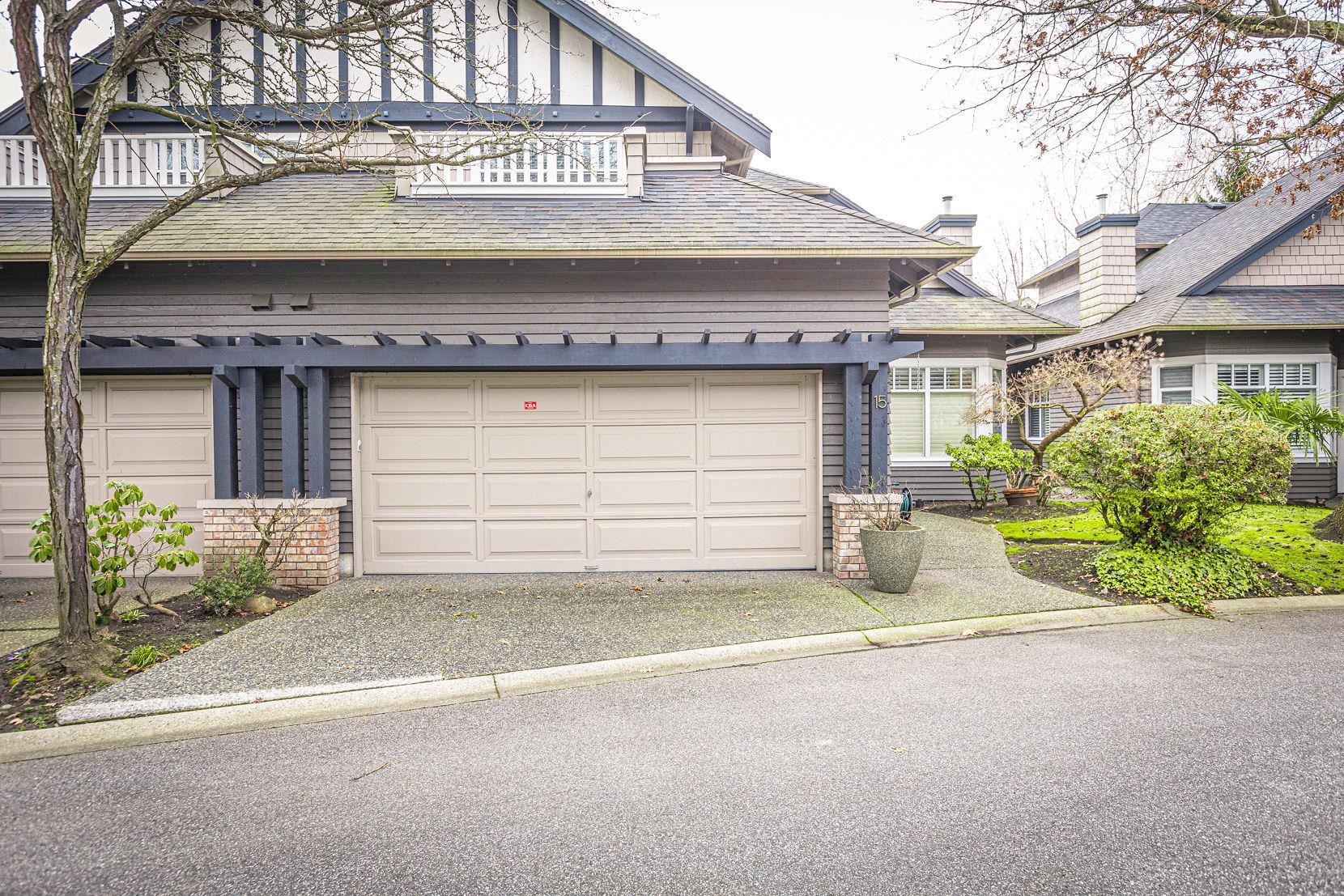 15 6000 BARNARD DRIVE, R3101045, BC,