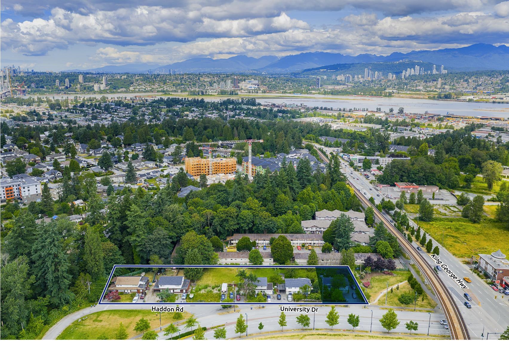 10977 UNIVERSITY DRIVE, Surrey BC V3T 3Z4, R3101050, BC,