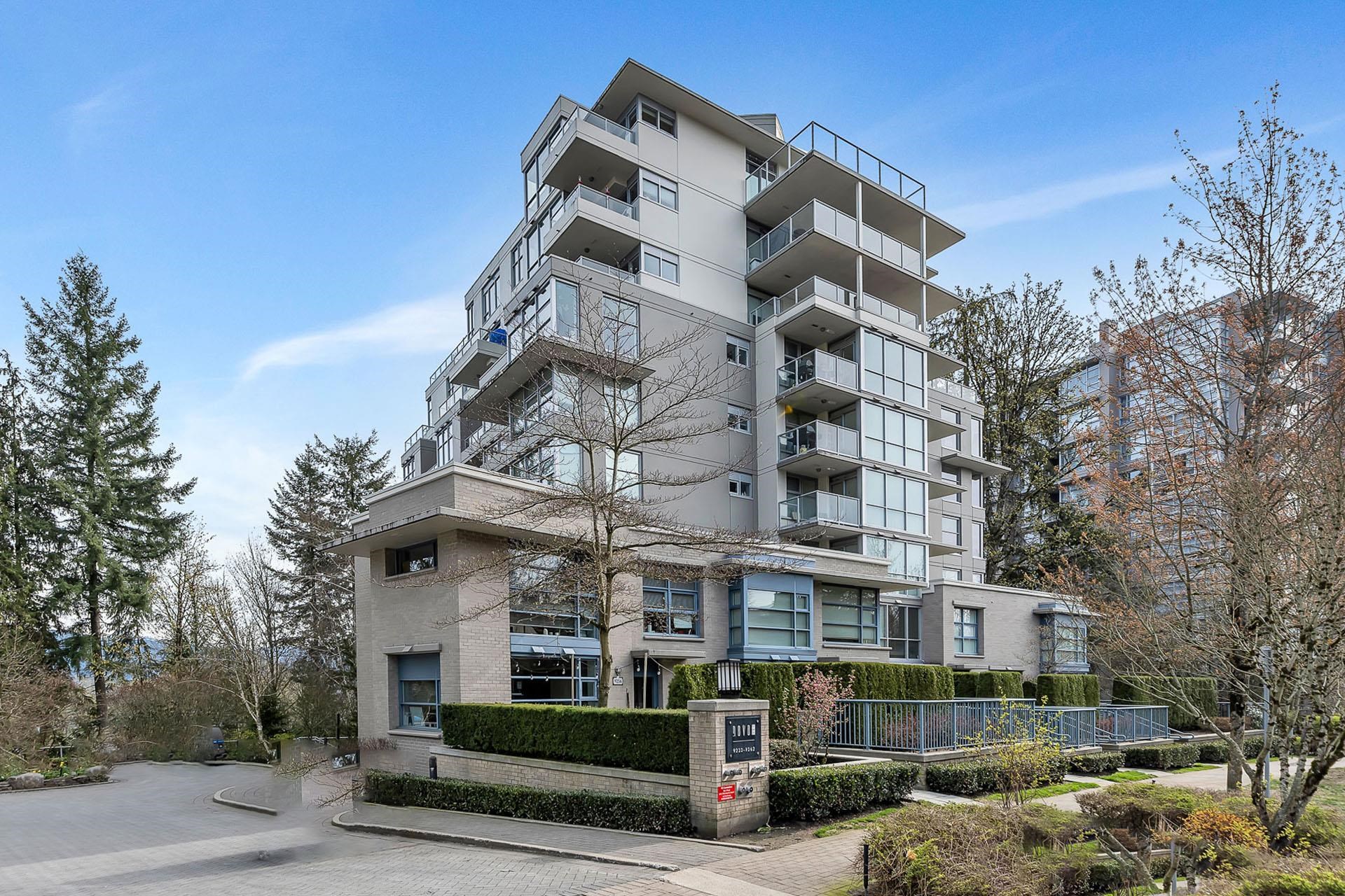 303 9262 UNIVERSITY CRESCENT, R3101126, BC,
