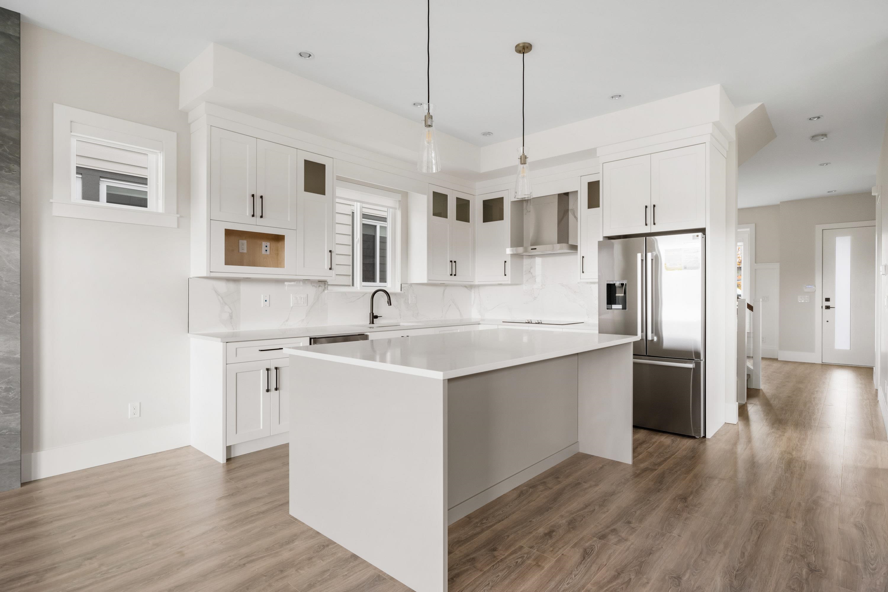 16742 20A AVENUE, Surrey BC V3Z 1J4, R3101198, BC,