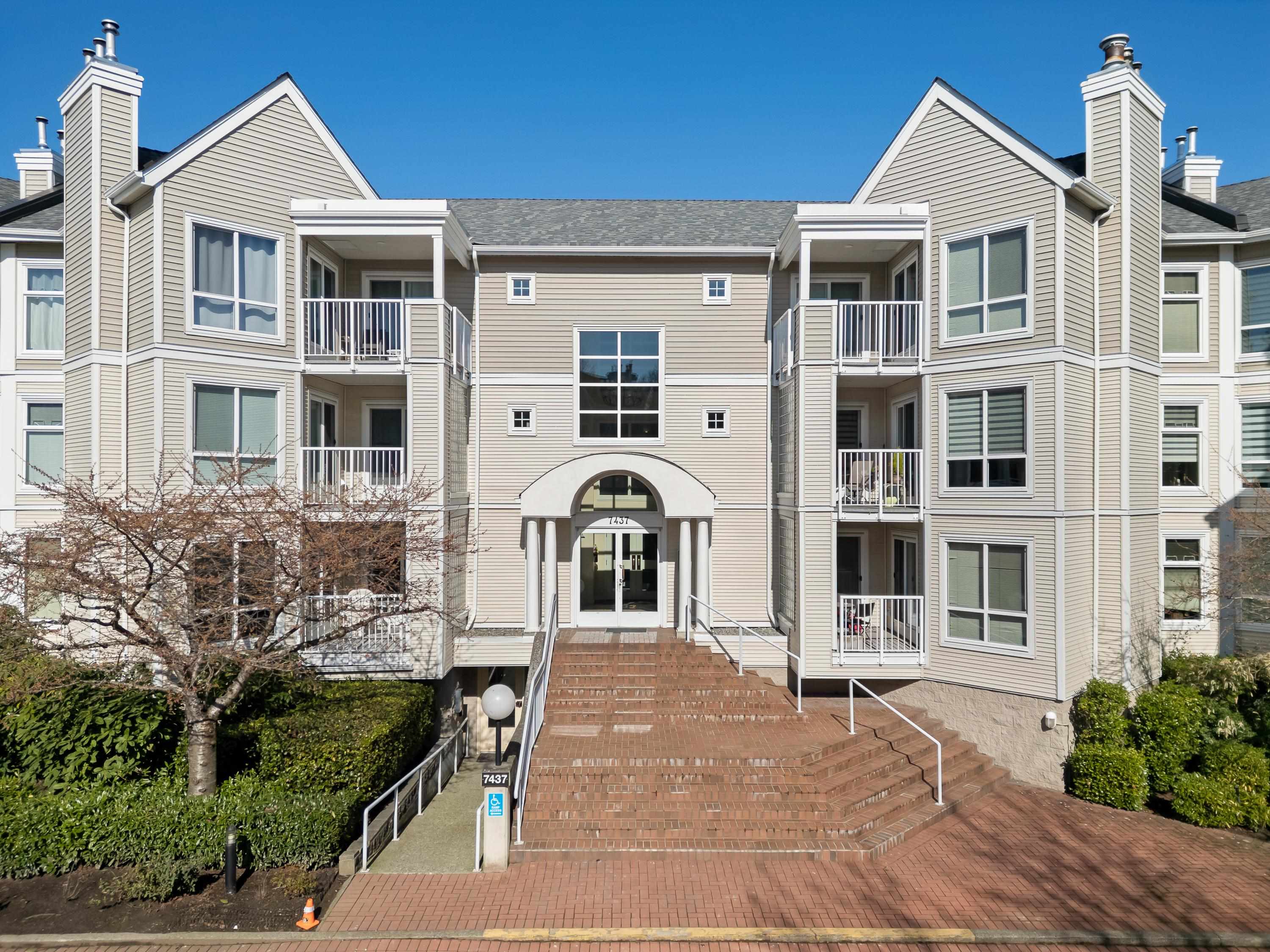 119 7437 MOFFATT ROAD, R3101218, BC,