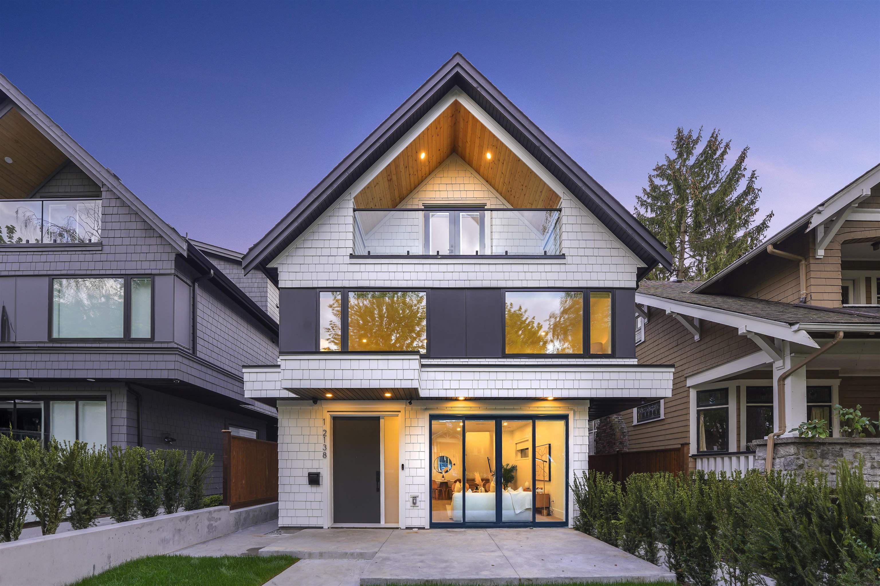 1 2138 48TH AVENUE, R3101390, BC,