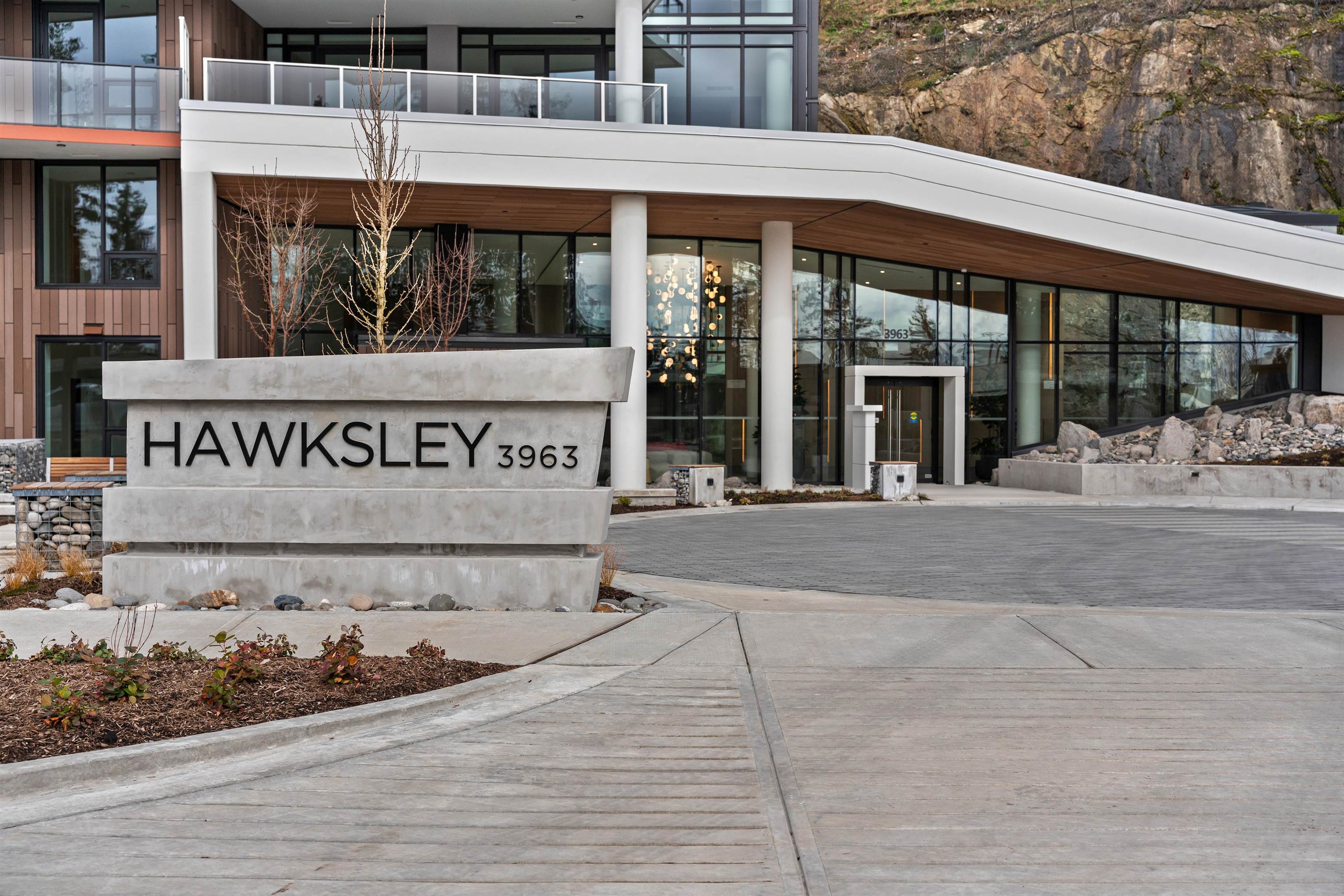 202 3963 UPLANDS WAY, R3101416, BC,