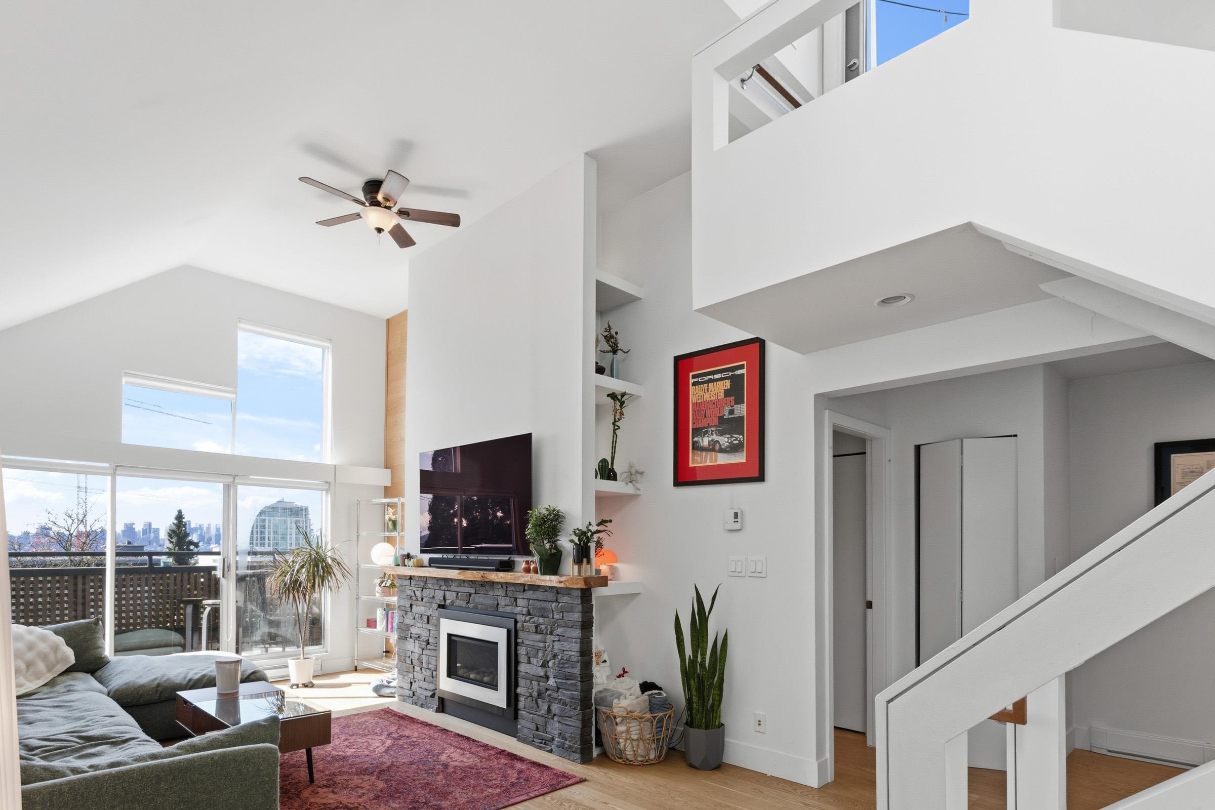 D 225 E 4TH STREET, R3101485, BC,