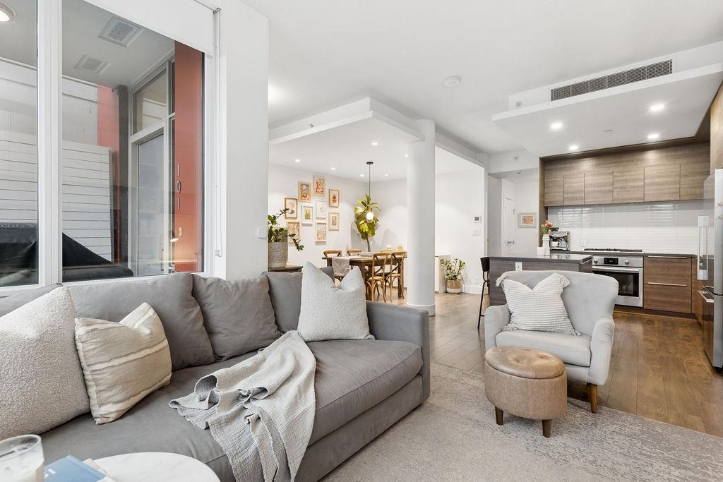 101 1550 FERN STREET, R3101550, BC,