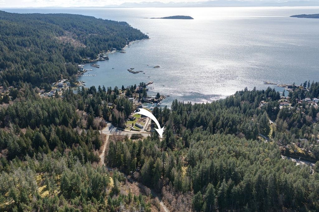 9168 SUNSHINE COAST HIGHWAY, Halfmoon Bay BC V7Z 1E9, R3101691, BC,