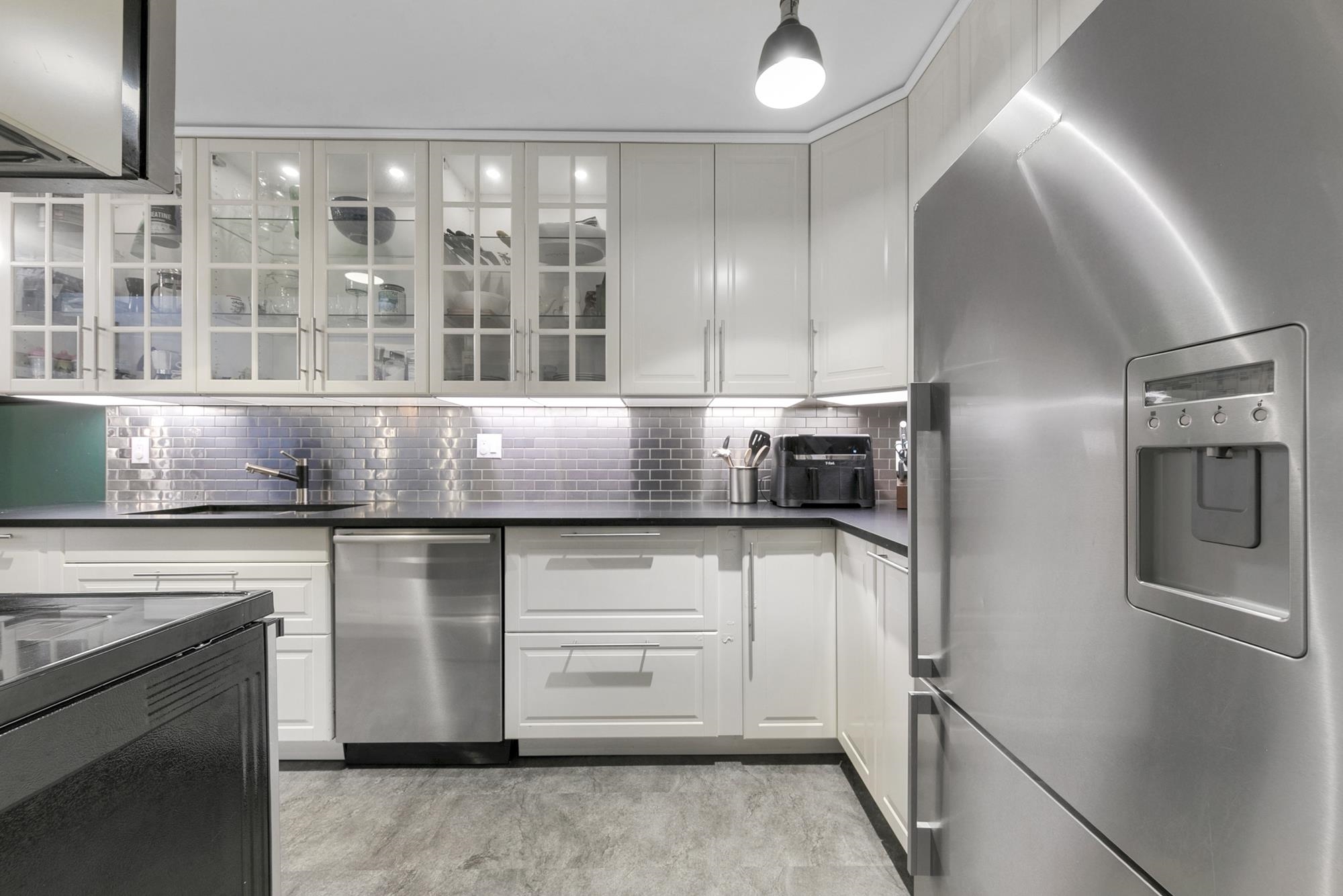 326 9101 HORNE STREET, R3101713, BC,