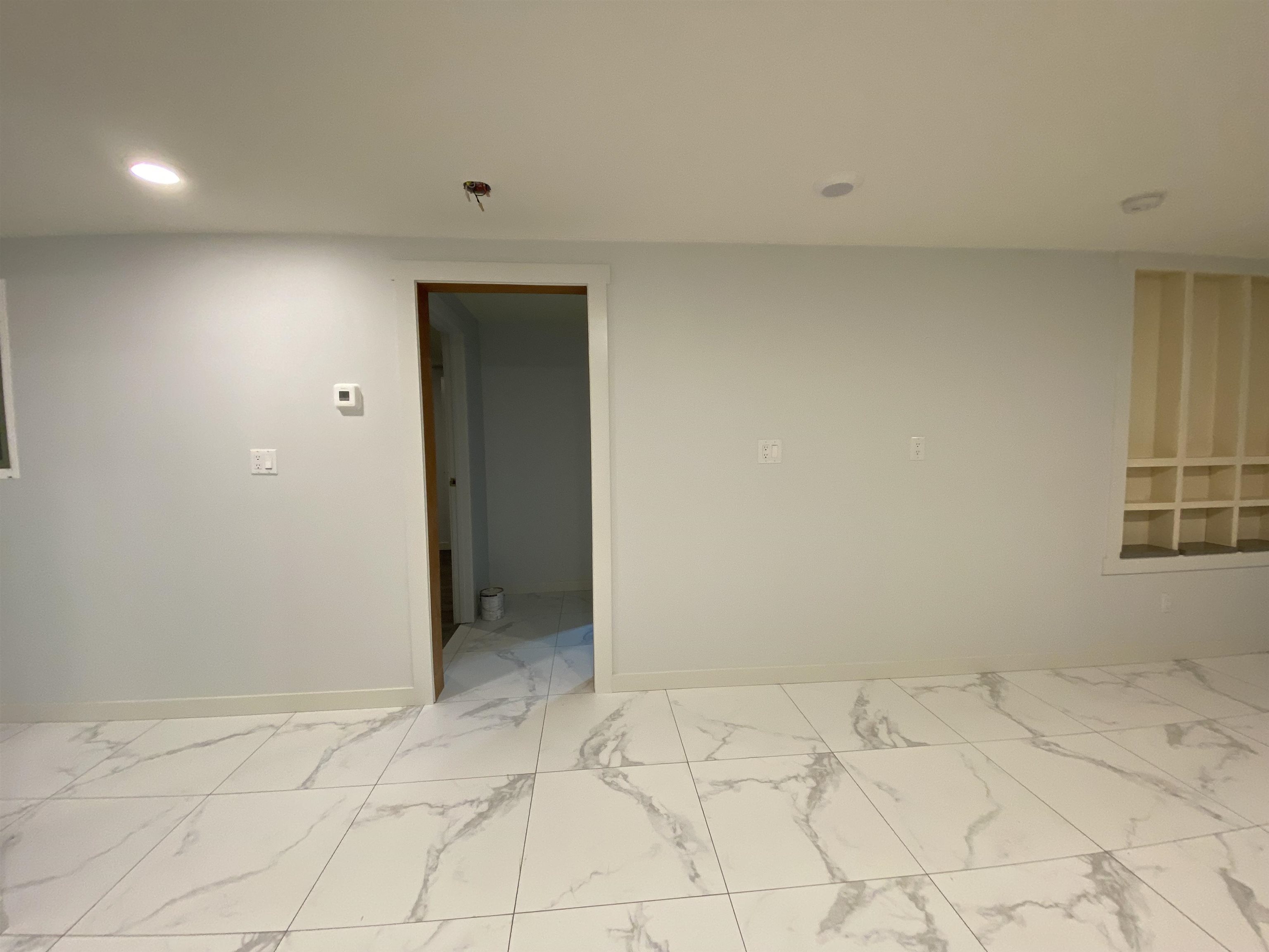 Basement Suite 6150 BUCKINGHAM DRIVE, R3101783, BC,