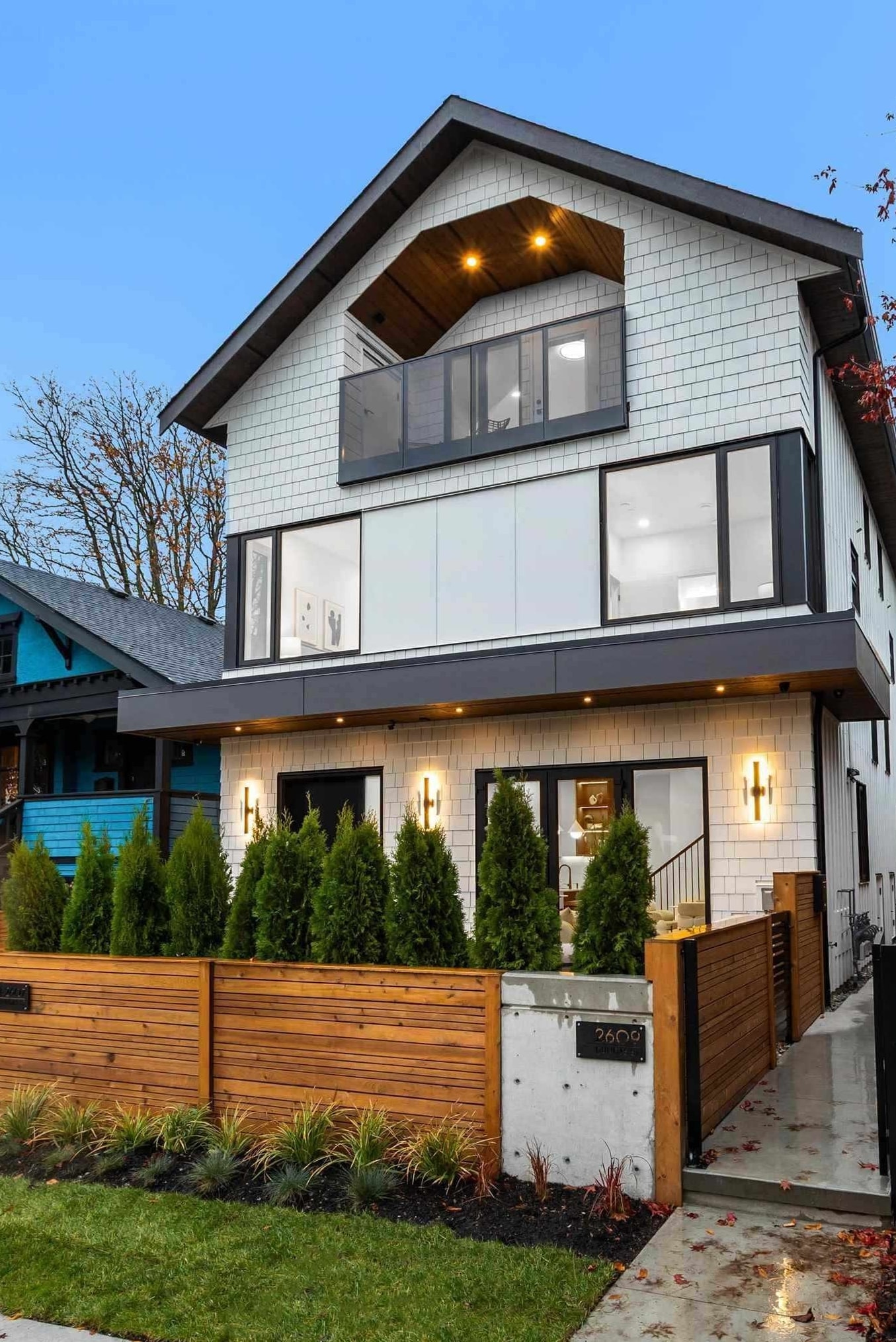 2609 DUNDAS STREET, Vancouver BC V5K 1R1, R3102031, BC,