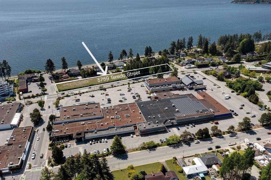 5759 TEREDO STREET, Sechelt BC V0N 3A0, R3102110, BC,