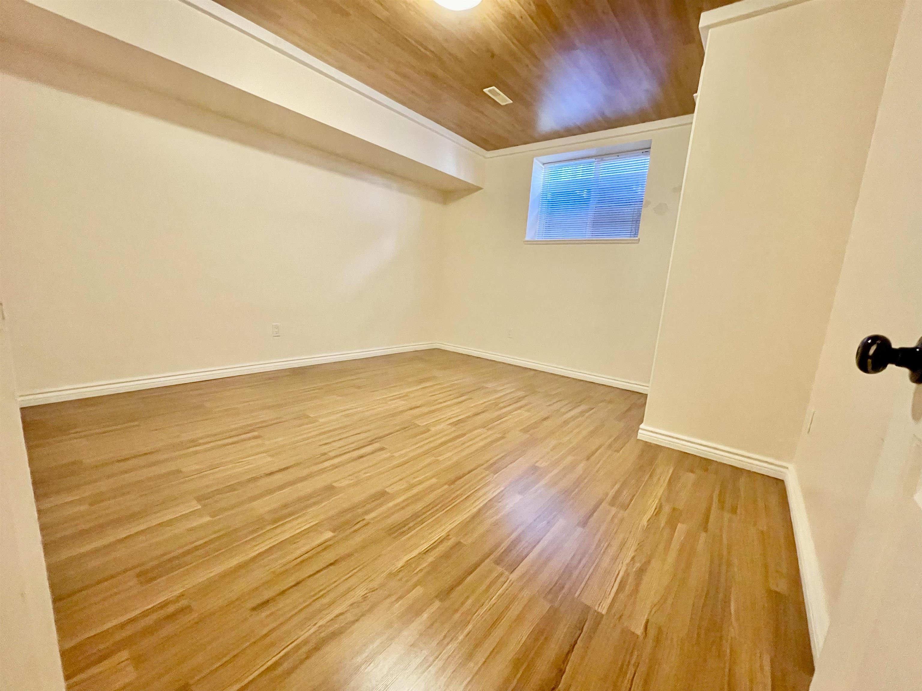 basement 198xx 69A AVENUE, R3102180, BC,