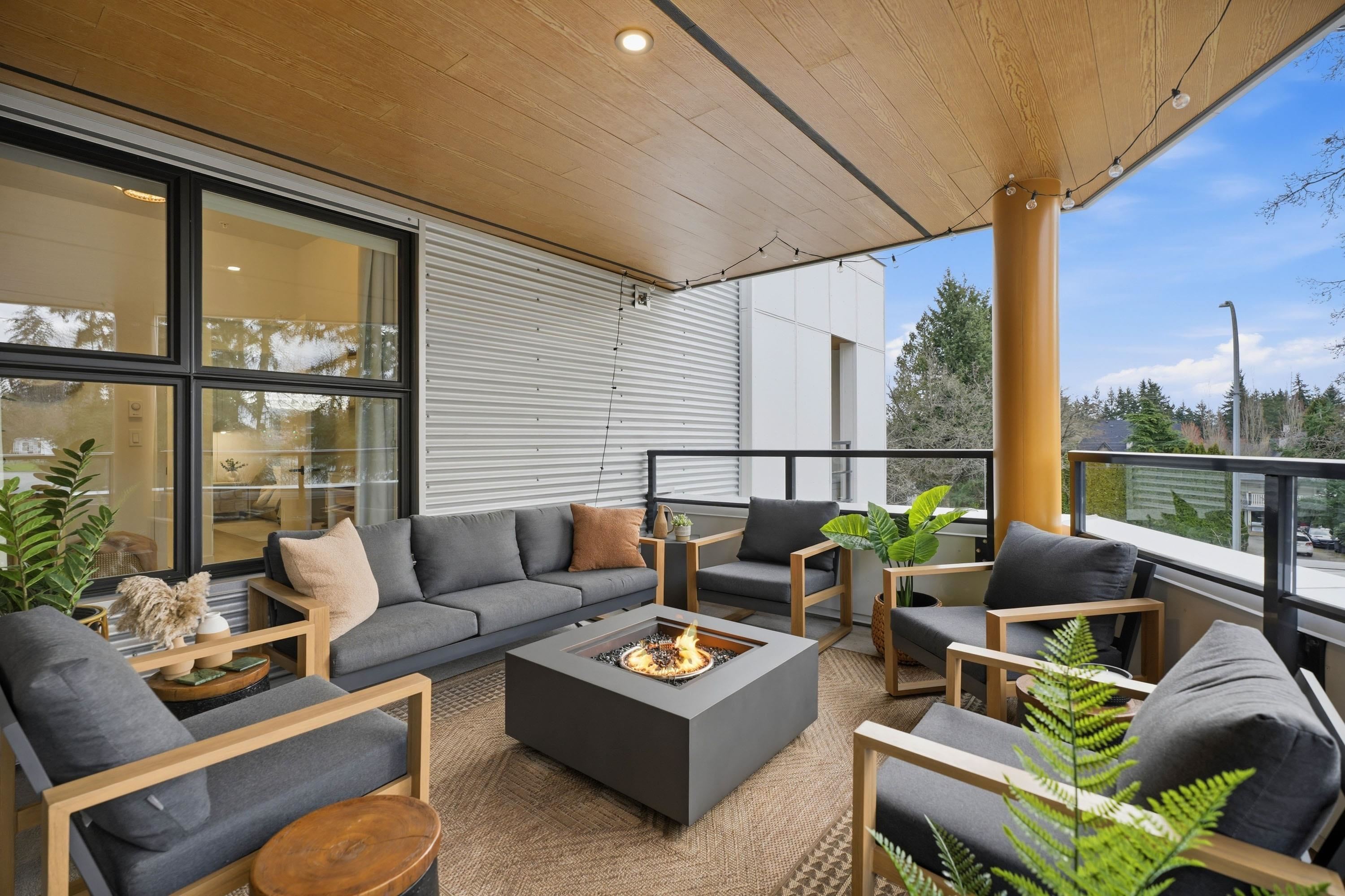 MLS® listing #R3102230 for sale located at 338 2635 KING GEORGE BOULEVARD