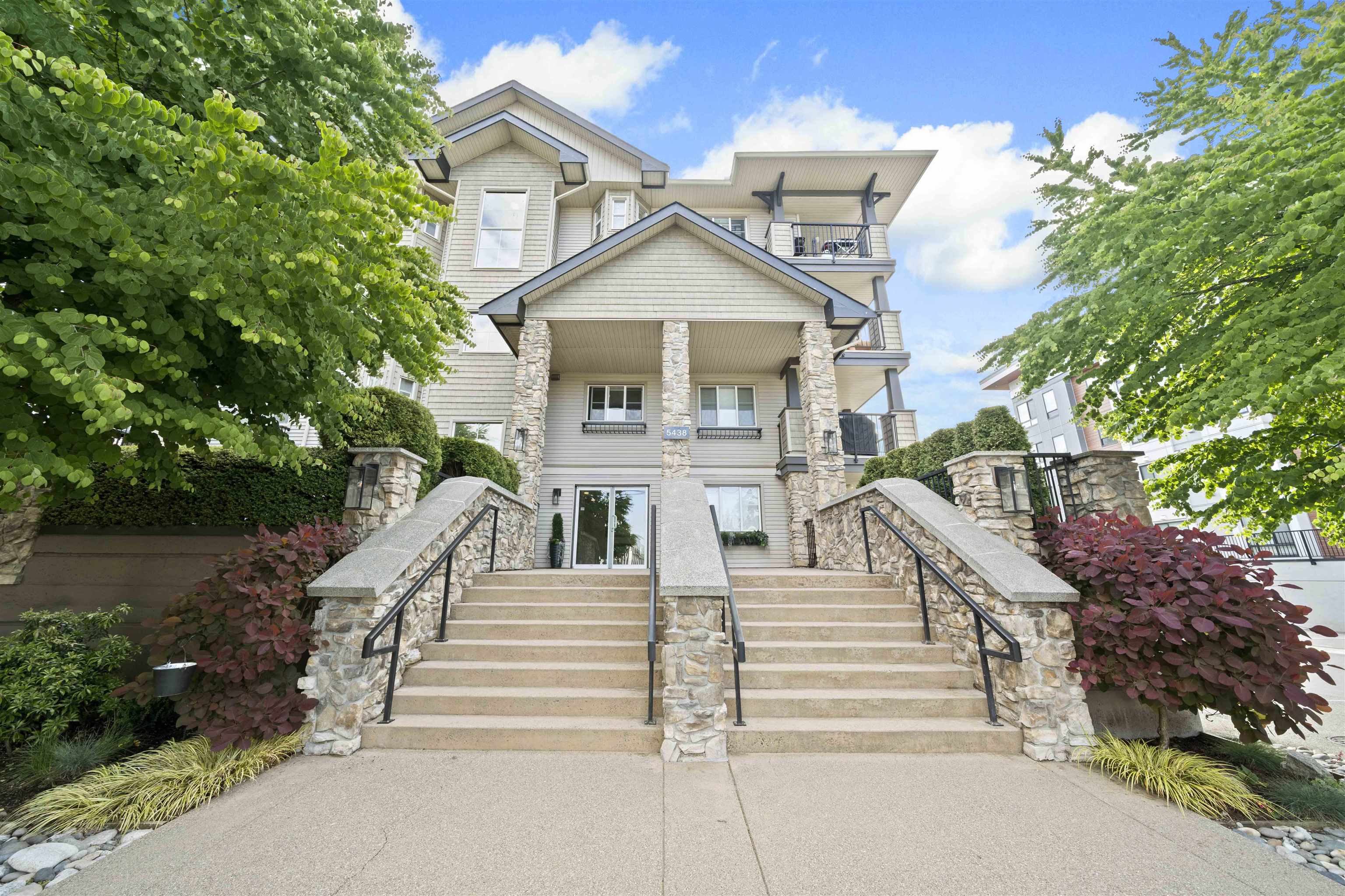 210 5438 198 STREET, R3102328, BC,