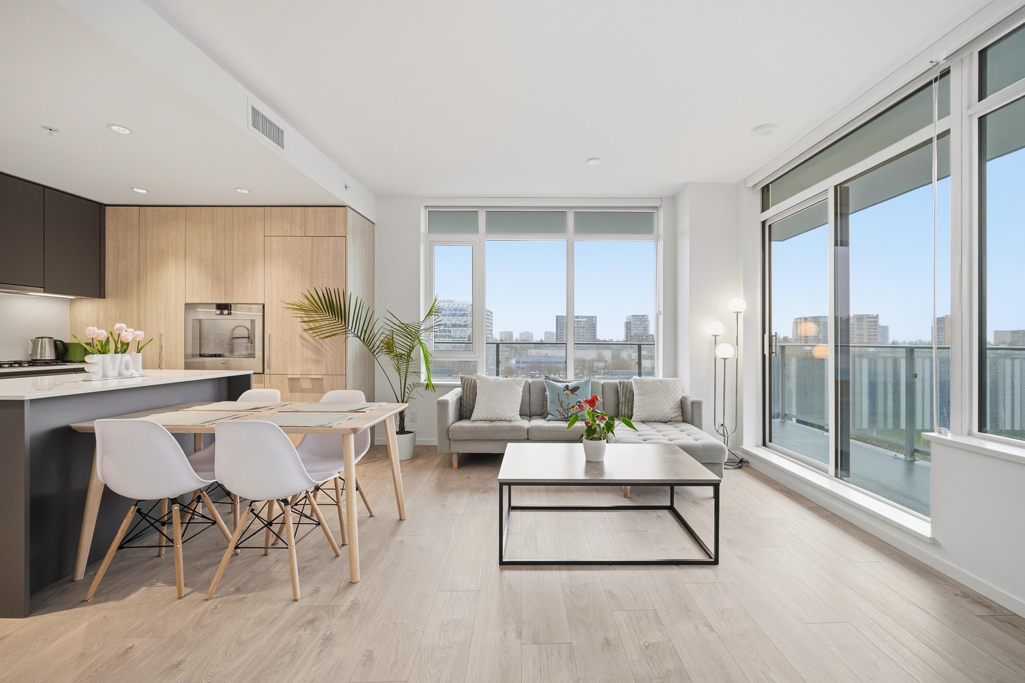 619 6300 MINORU BOULEVARD, R3102350, BC,