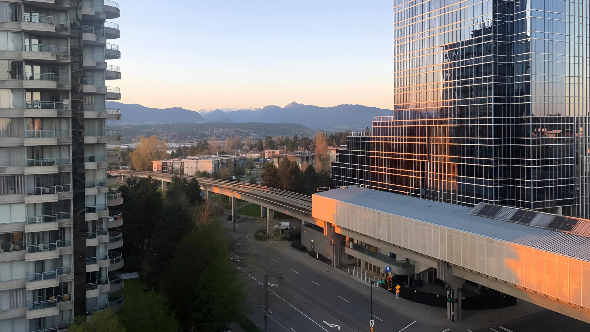 909 10777 UNIVERSITY DRIVE, R3102391, BC,