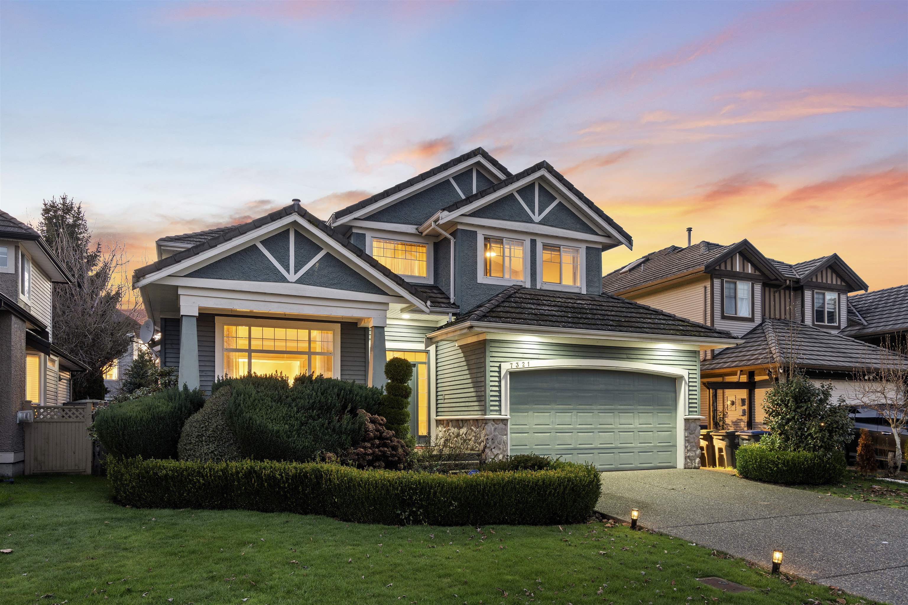 MLS® listing #R3102398 for sale located at 7321 146 STREET, Surrey BC V3S 8Z7