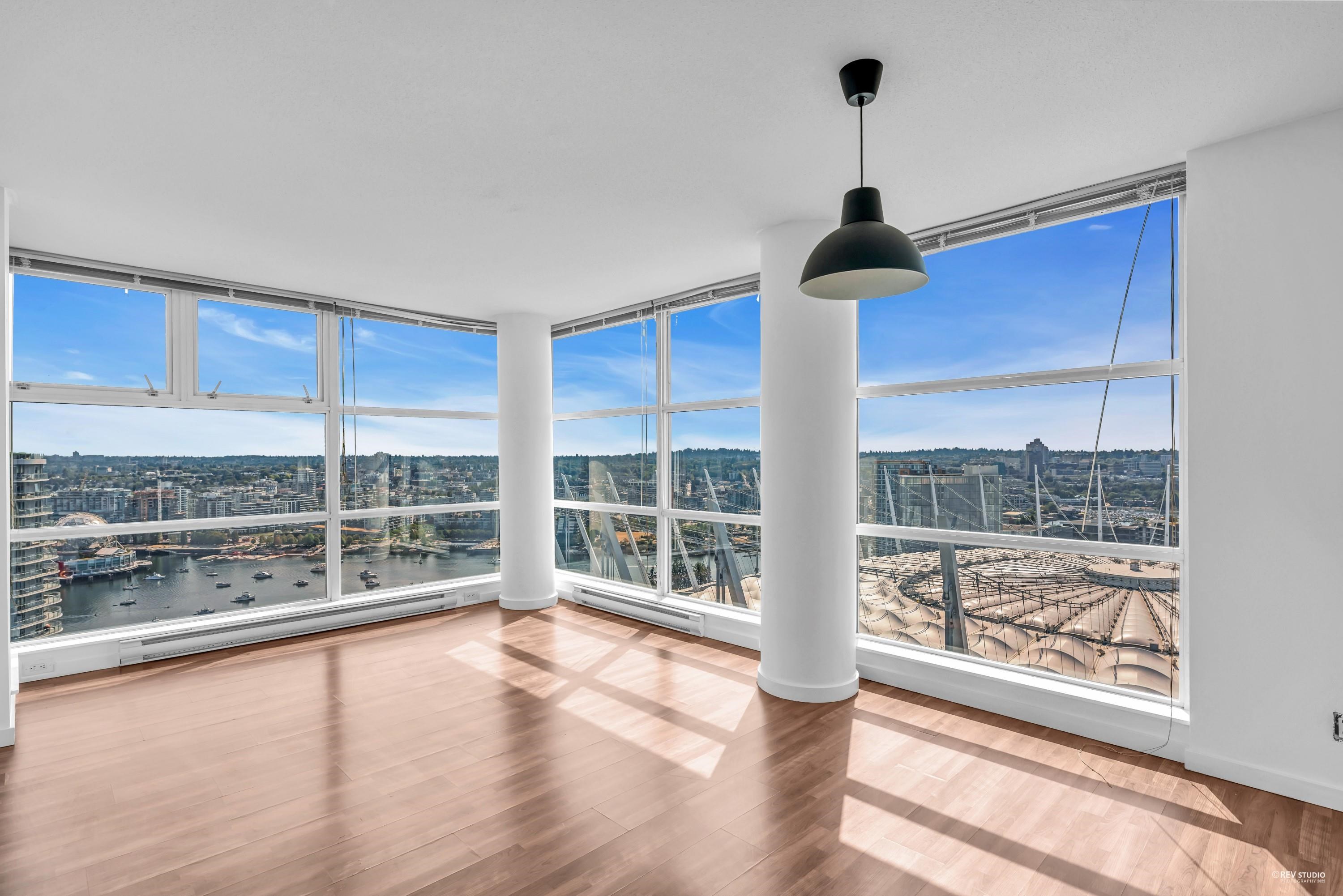 3201 111 GEORGIA STREET, R3102442, BC,