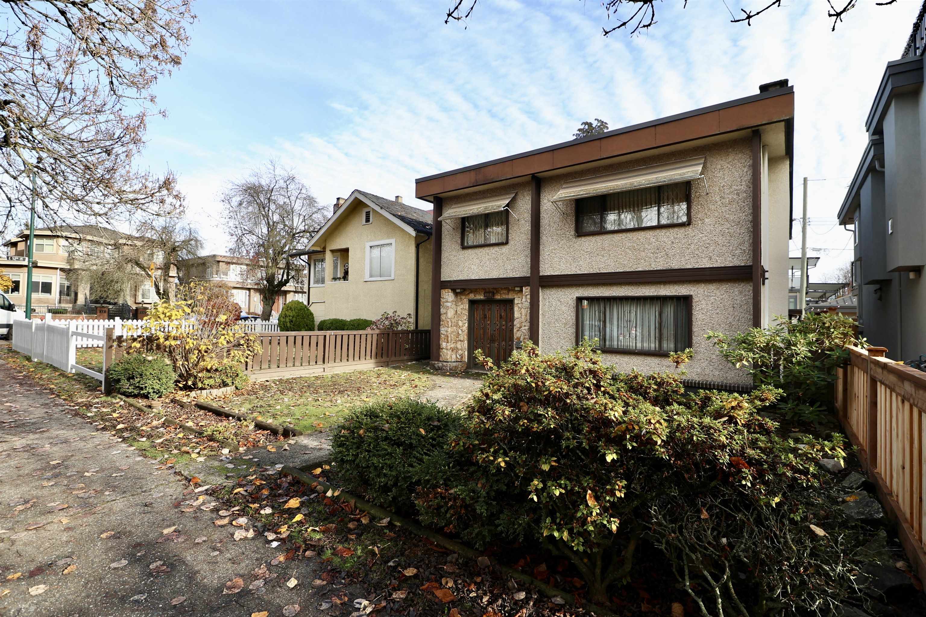 6816 ONTARIO STREET, Vancouver BC V5X 3B3, R3102486, BC,