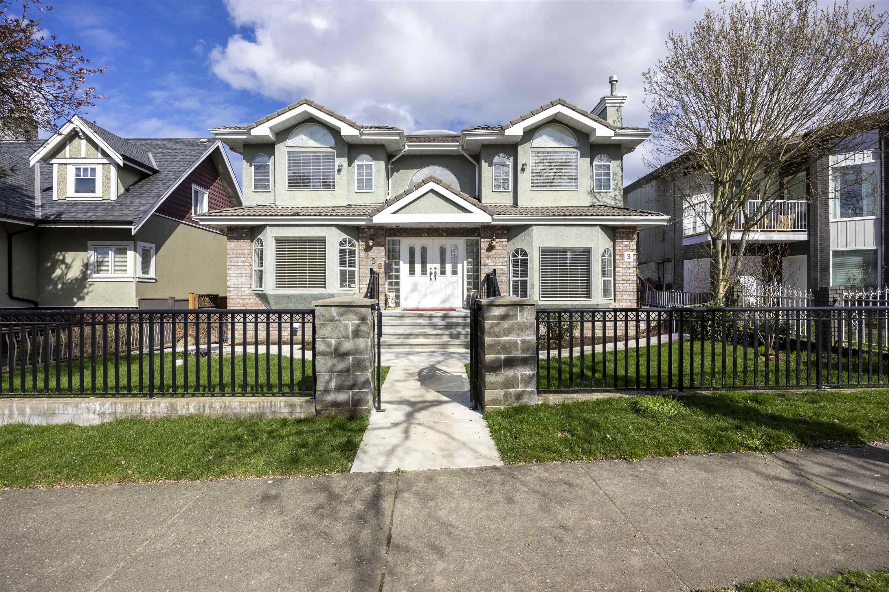 3259 E 46TH AVENUE, Vancouver BC V5S 1B2, R3102499, BC,