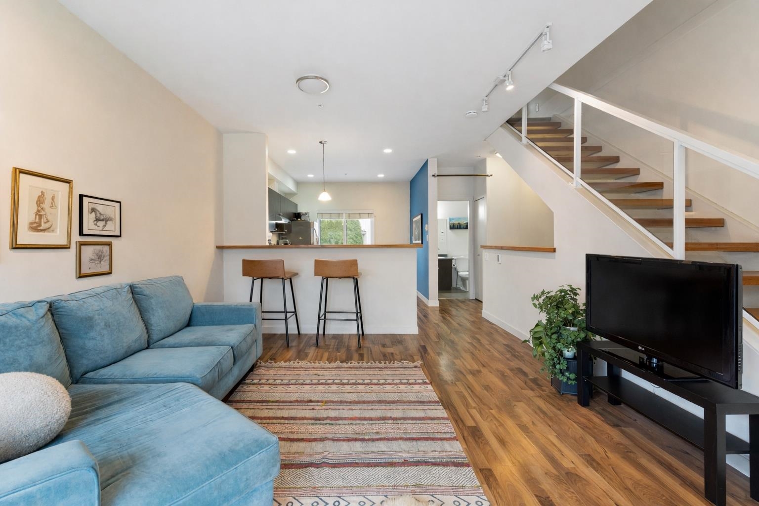 40166 GOVERNMENT ROAD, Squamish BC V0N 1T0, R3102591, BC,