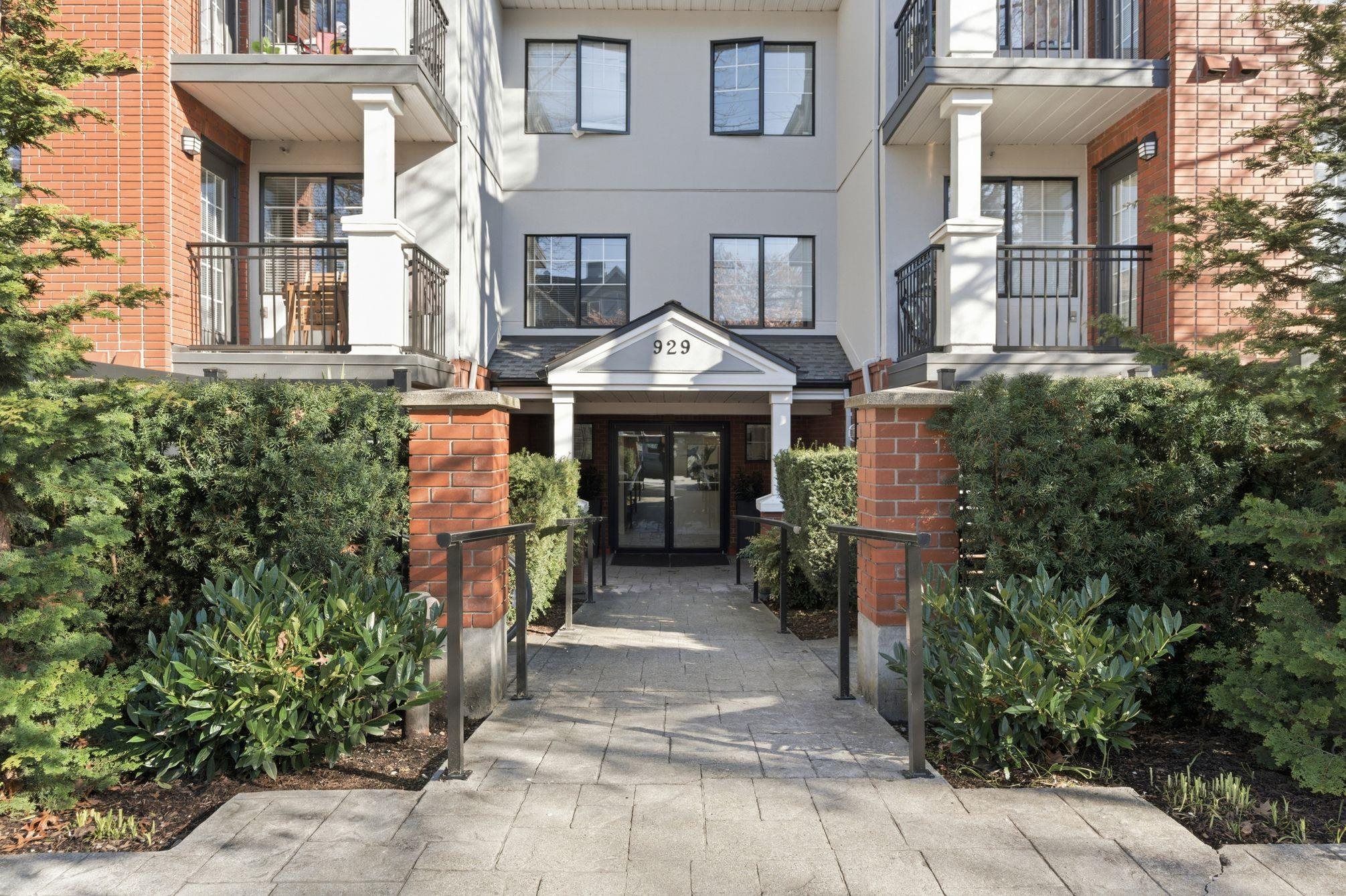 107 929 16TH AVENUE, R3102615, BC,