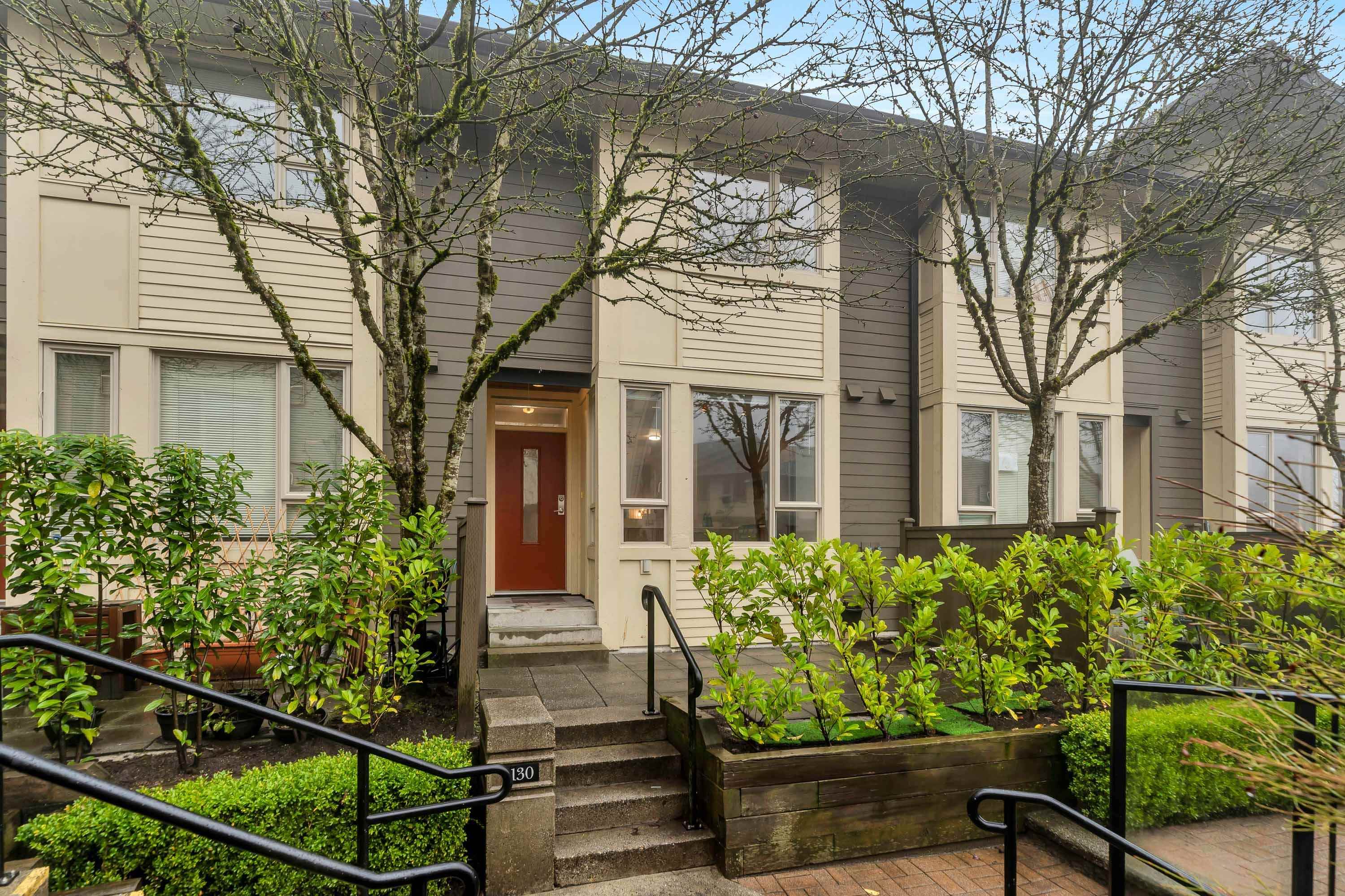 130 9229 UNIVERSITY CRESCENT, R3102627, BC,