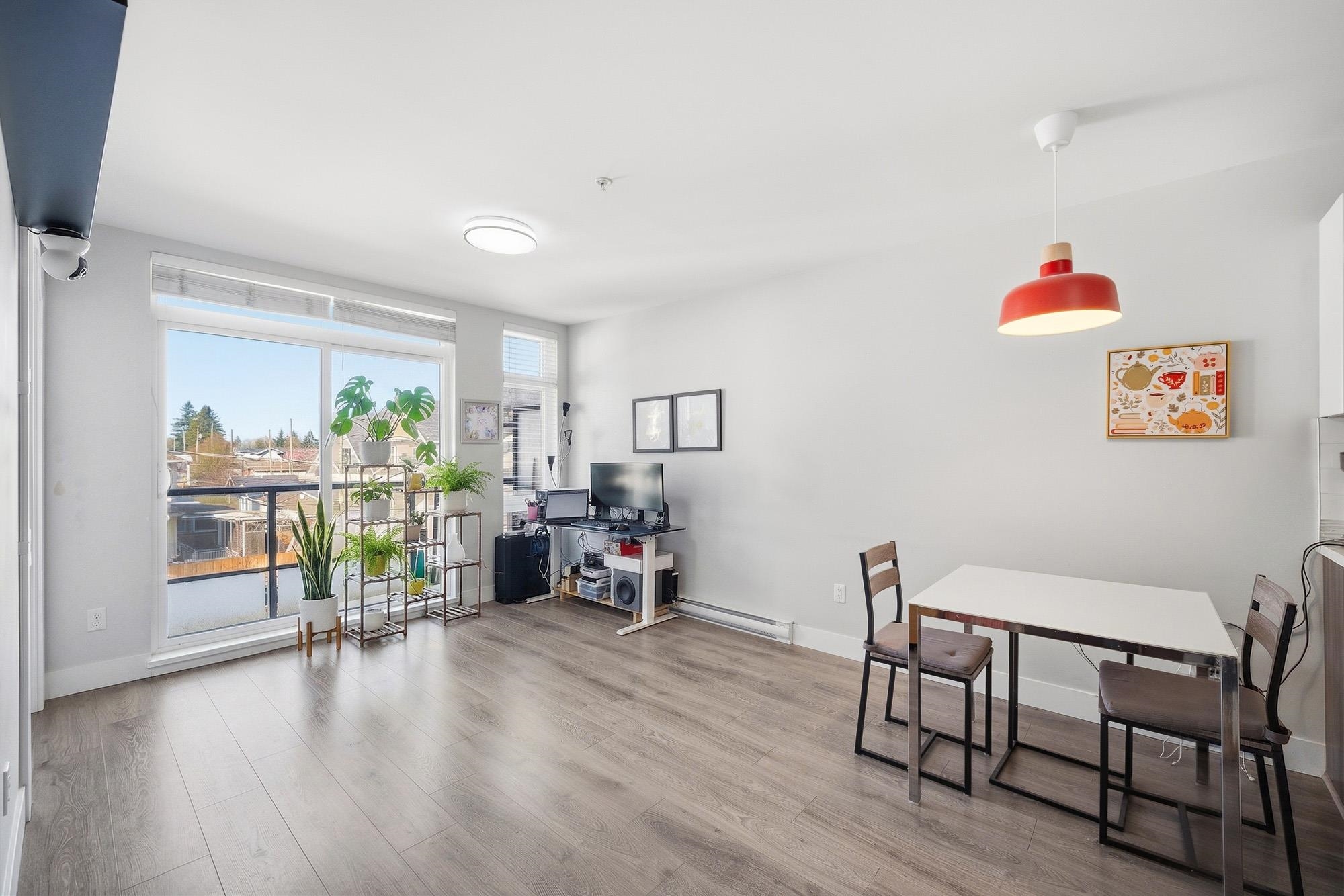 302 3939 KNIGHT STREET, R3102650, BC,