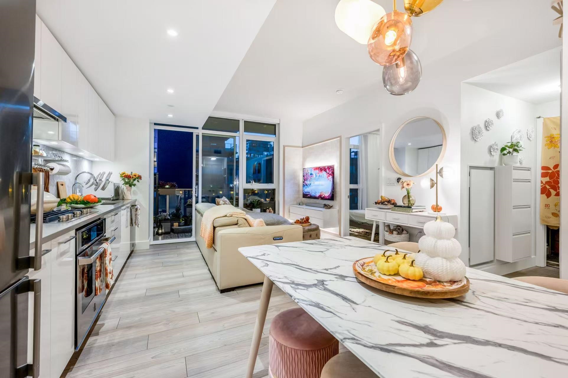 411 3581 KENT AVENUE NORTH, R3102727, BC,