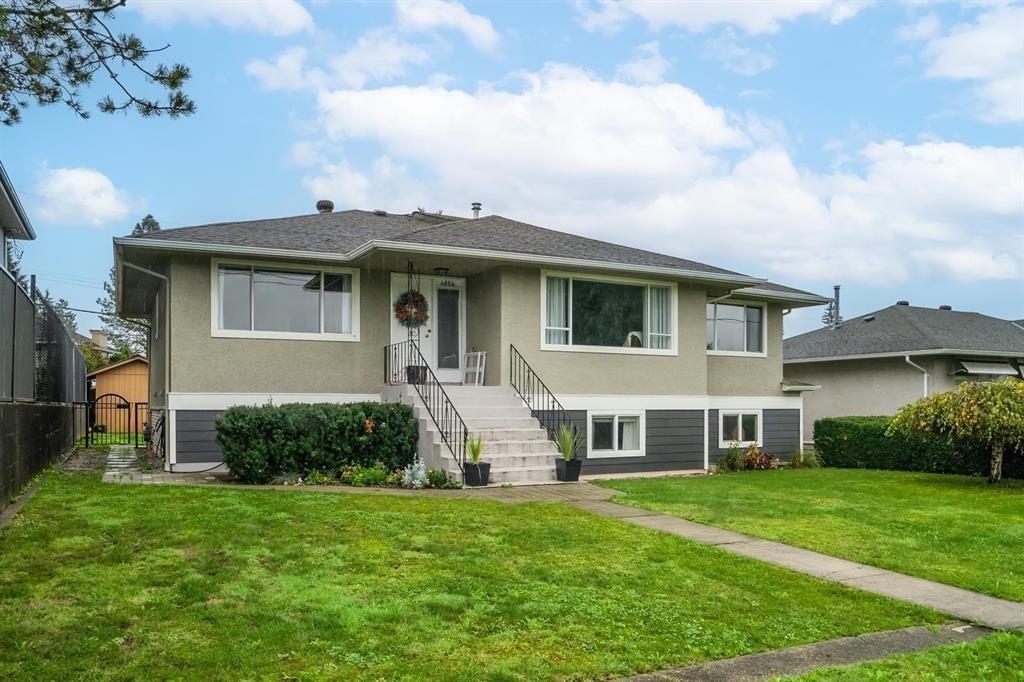4664 ROYAL OAK AVE, Burnaby BC V5G 3M5, R3102838, BC,