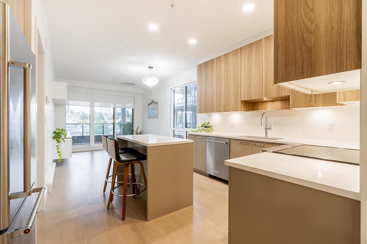 523 7599 15TH STREET, R3102891, BC,