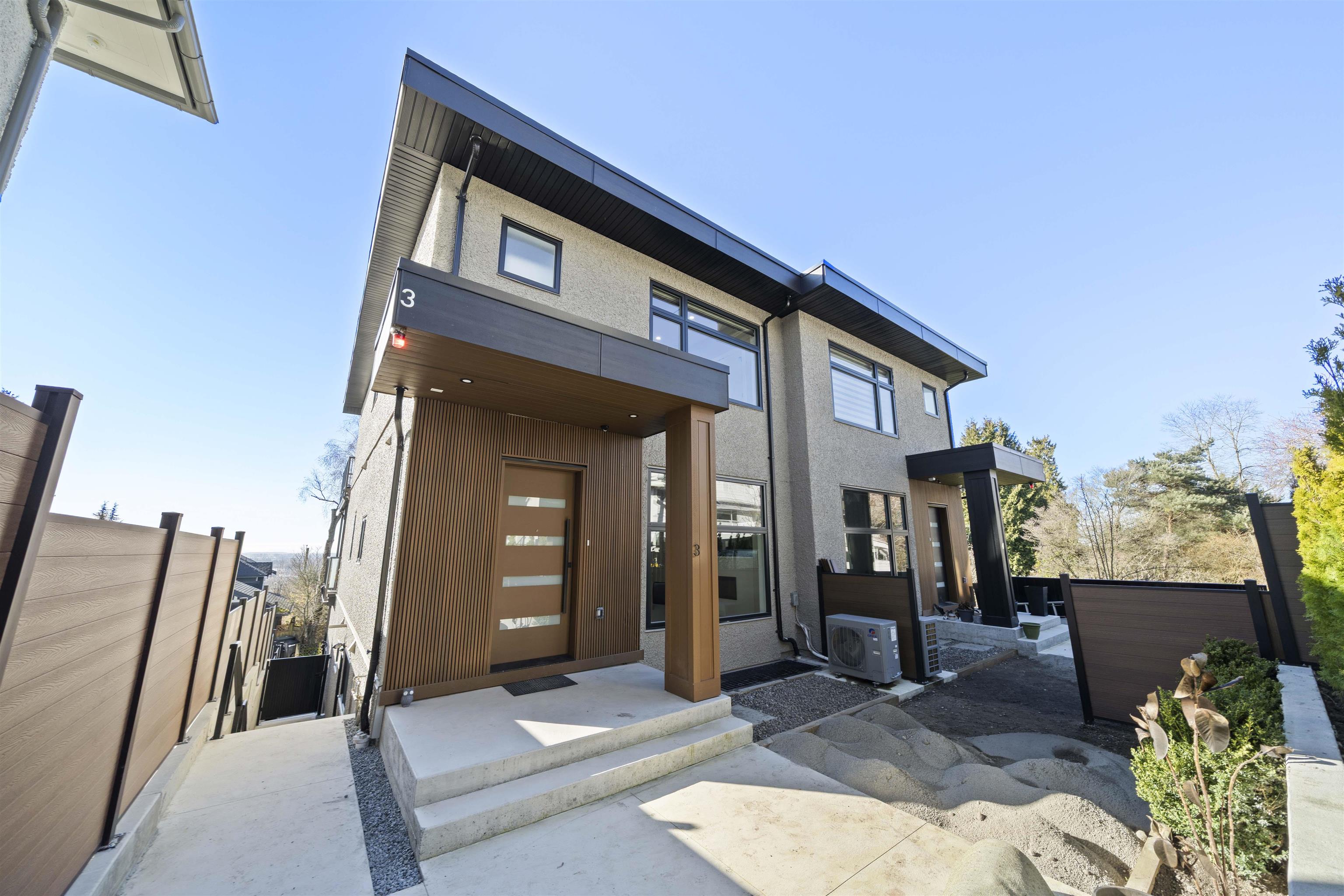 3 4558 PORTLAND STREET, R3102959, BC,