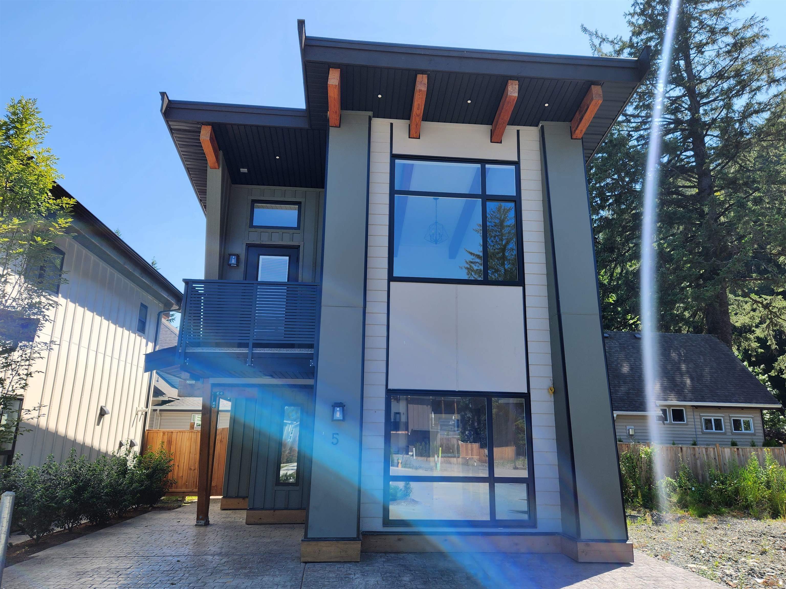 5 798 HOT SPRINGS ROAD, R3102985, BC,