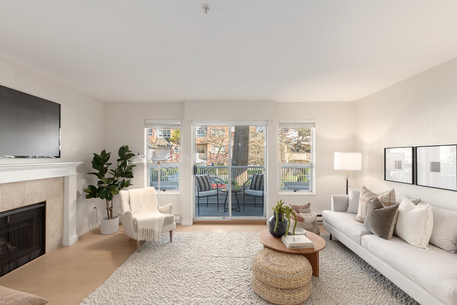 203 876 14TH AVENUE, R3102997, BC,