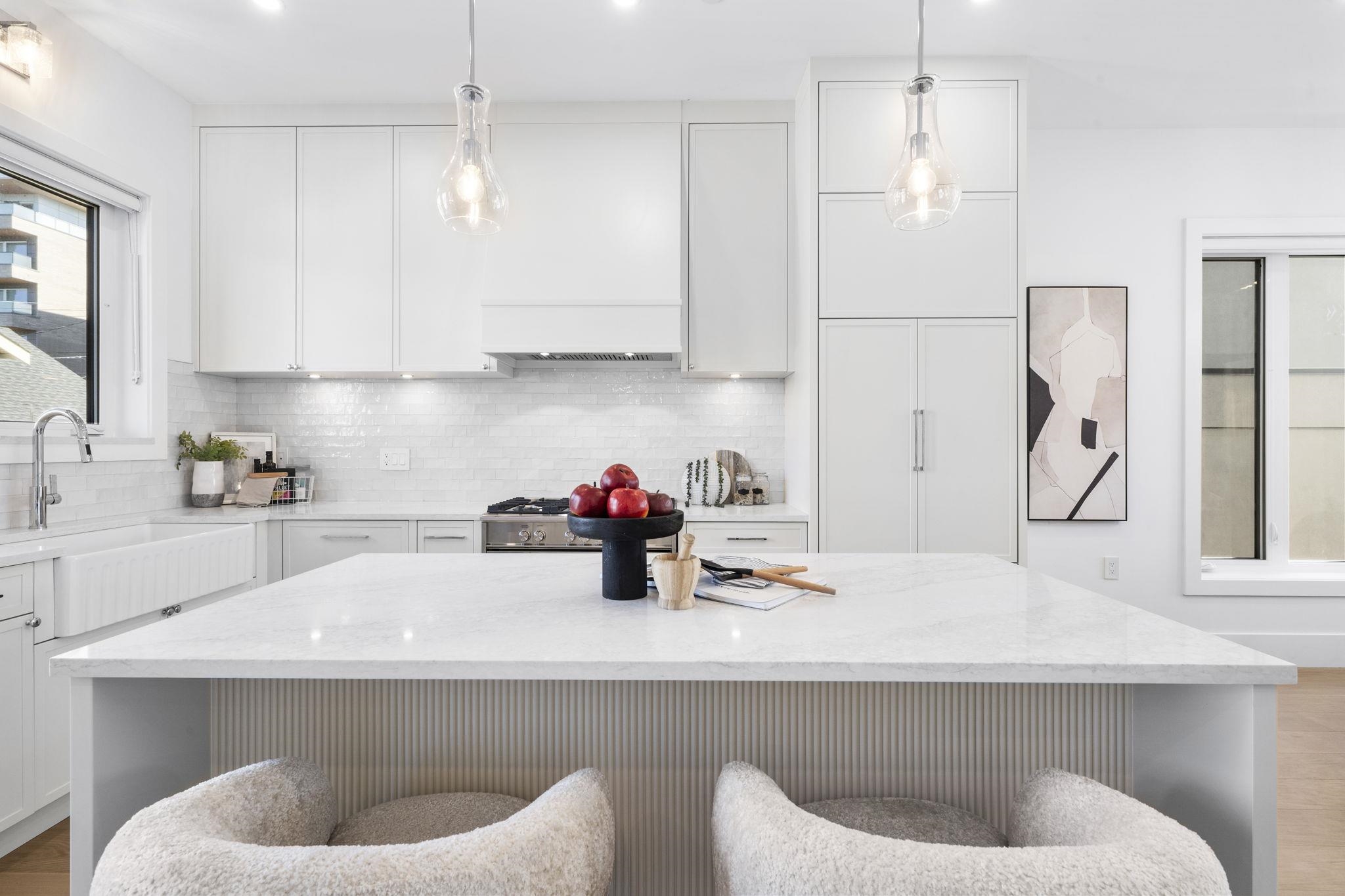 529 W 61ST AVENUE, Vancouver BC V6P 2B4, R3103077, BC,