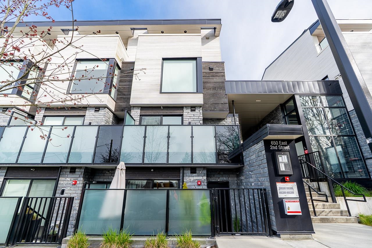 109 650 2ND STREET, R3103133, BC,