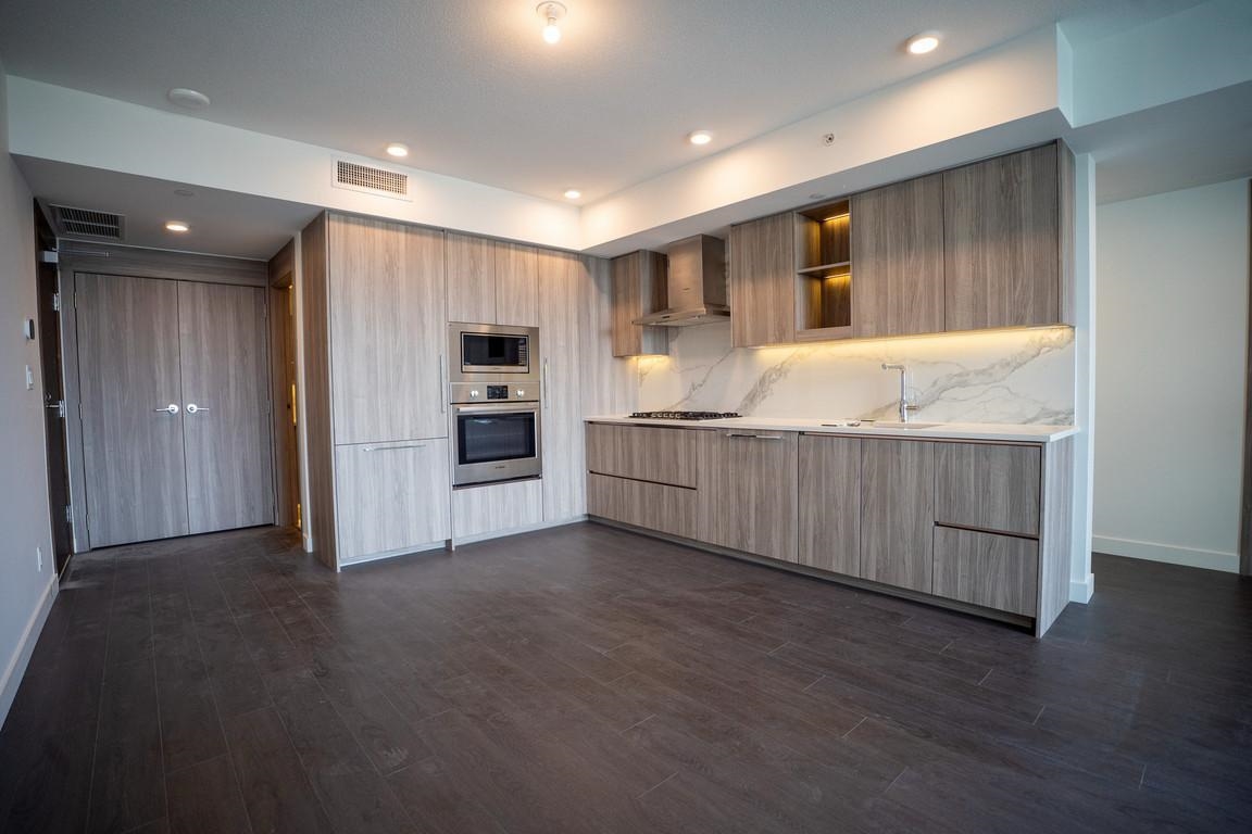 2509 13768 100 AVENUE, R3103142, BC,