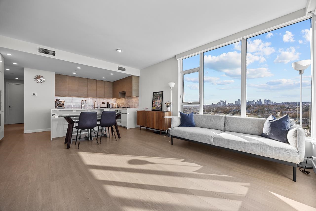 2202 2186 GILMORE AVENUE, R3103196, BC,