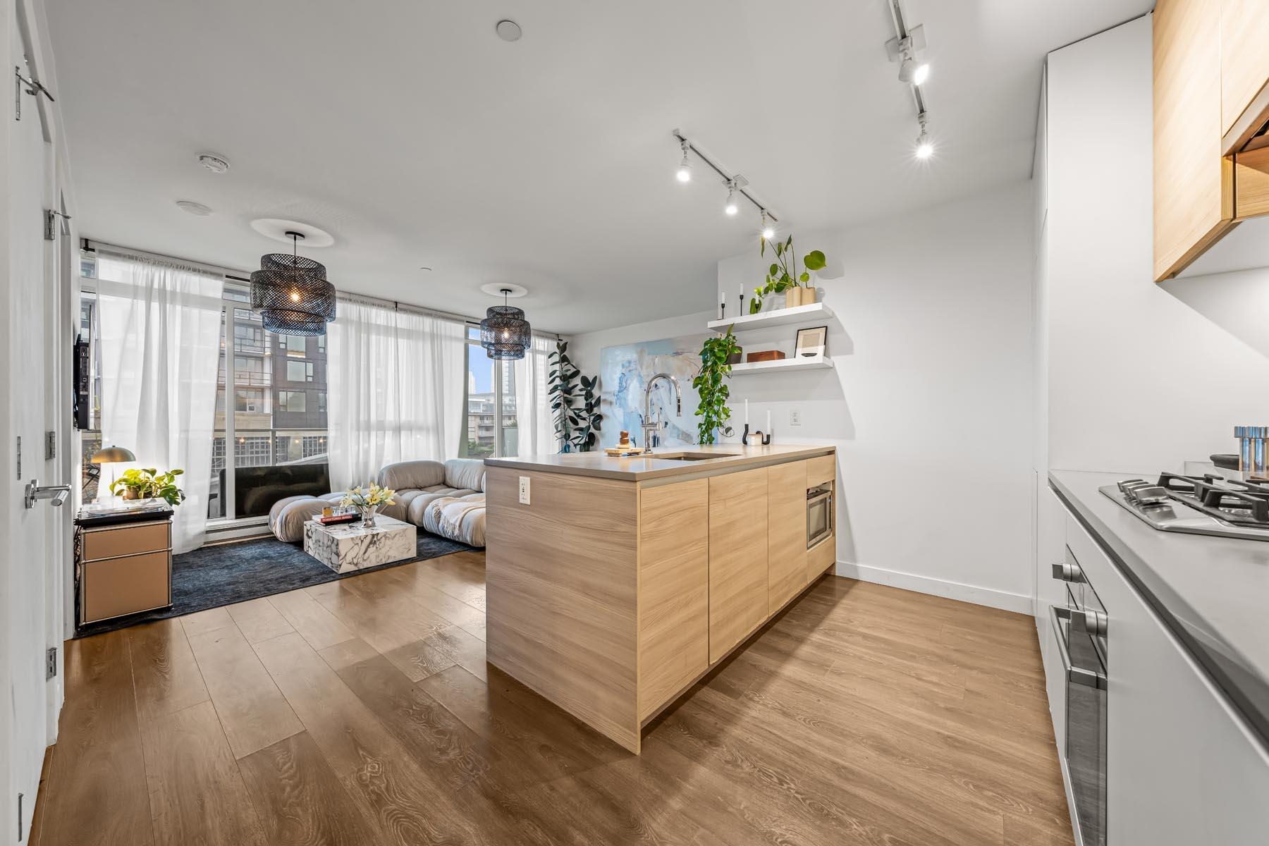 504 652 WHITING WAY, R3103209, BC,