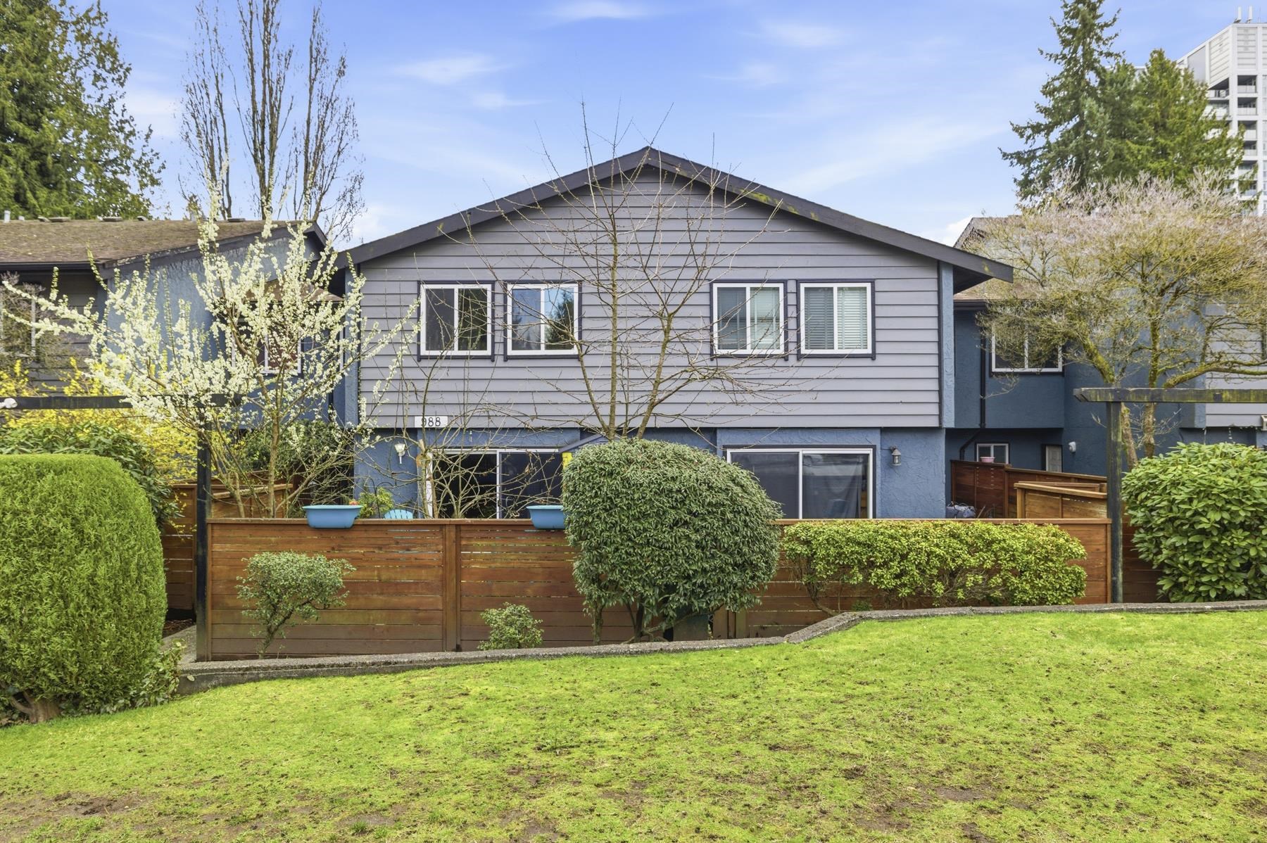 988 HOWIE AVENUE, Coquitlam BC V3J 1T3, R3103293, BC,