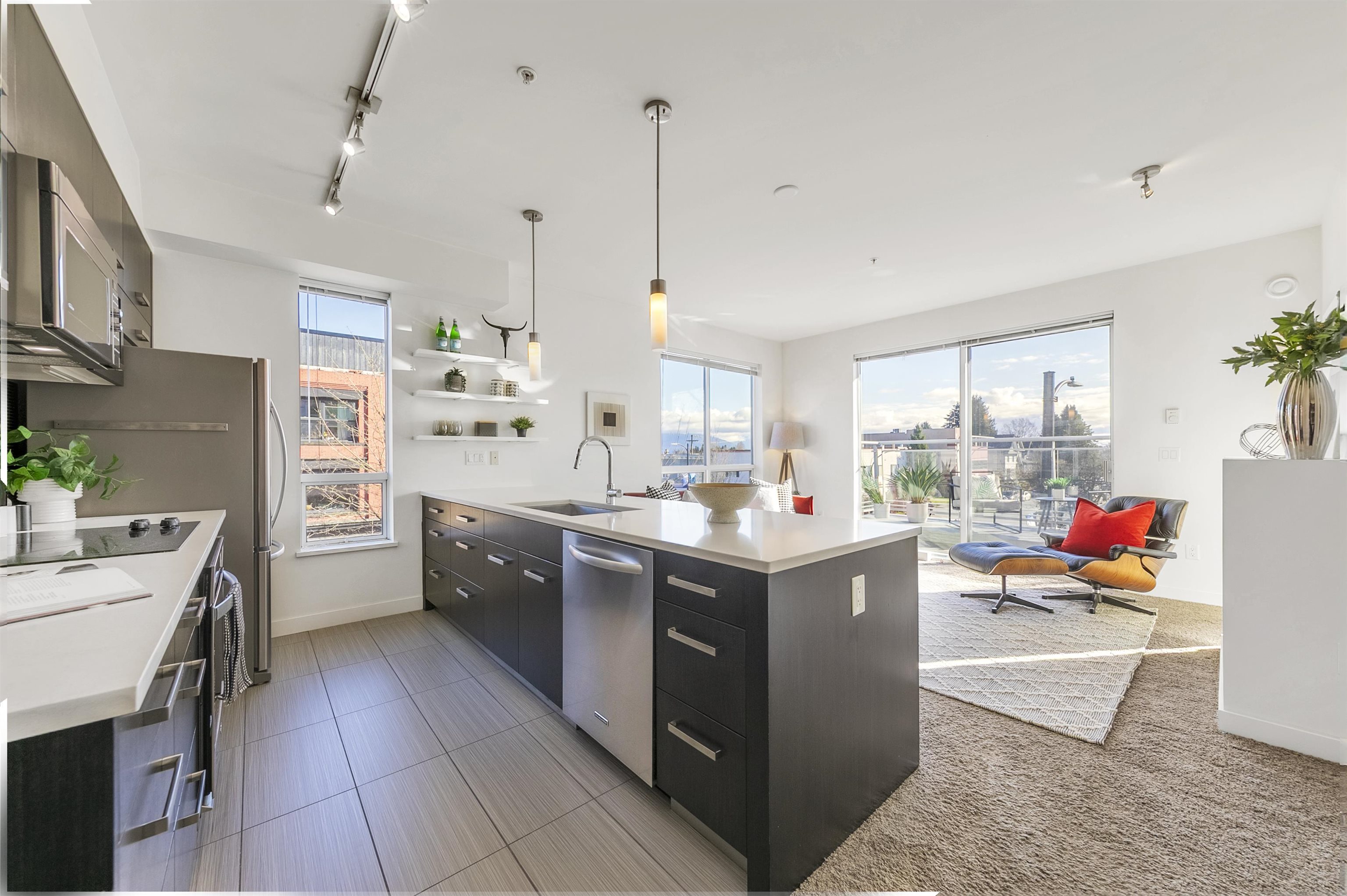 206 3333 MAIN STREET, R3103463, BC,