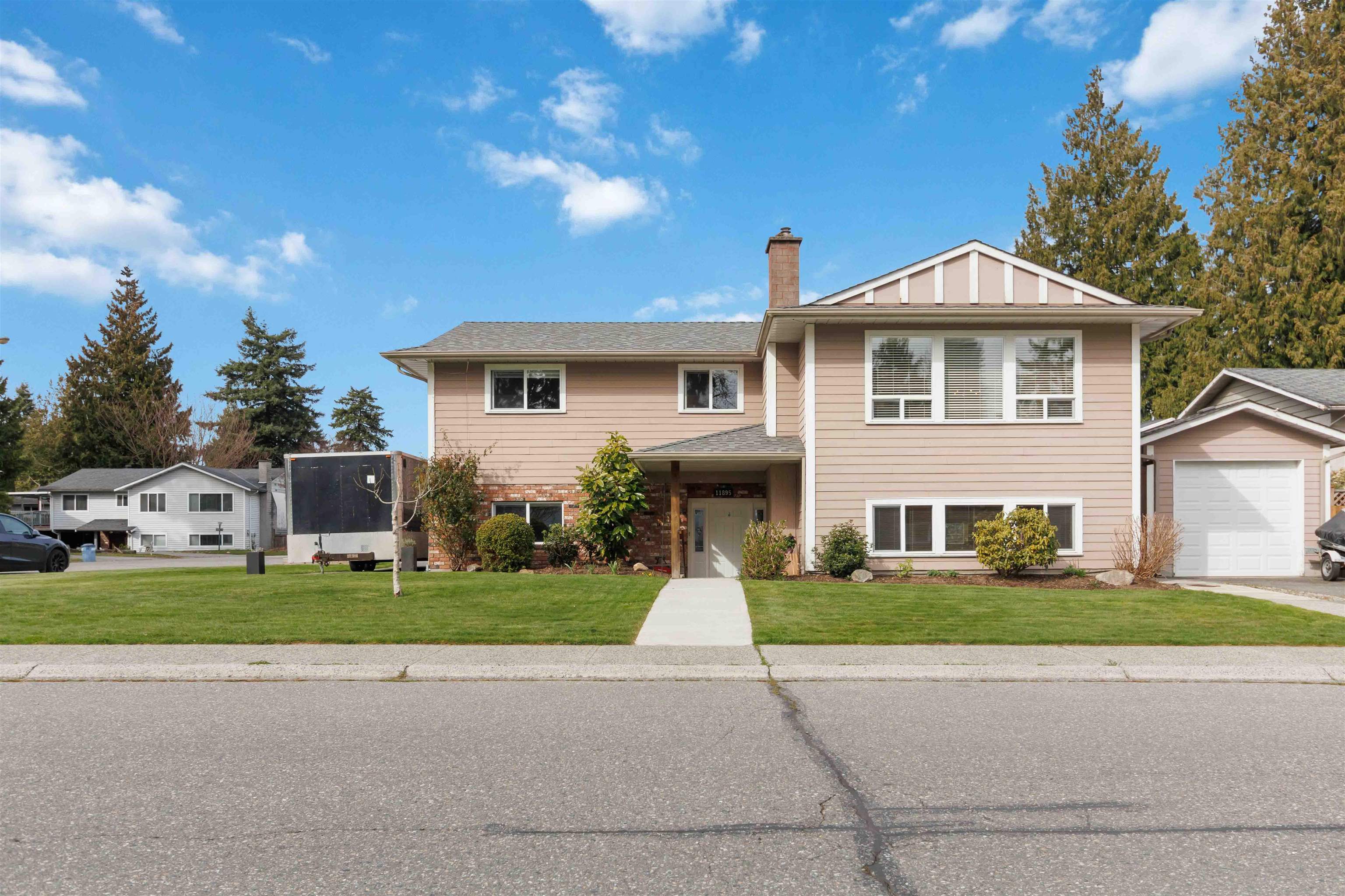 11895 82A AVENUE, Delta BC V4C 3P6, R3103478, BC,