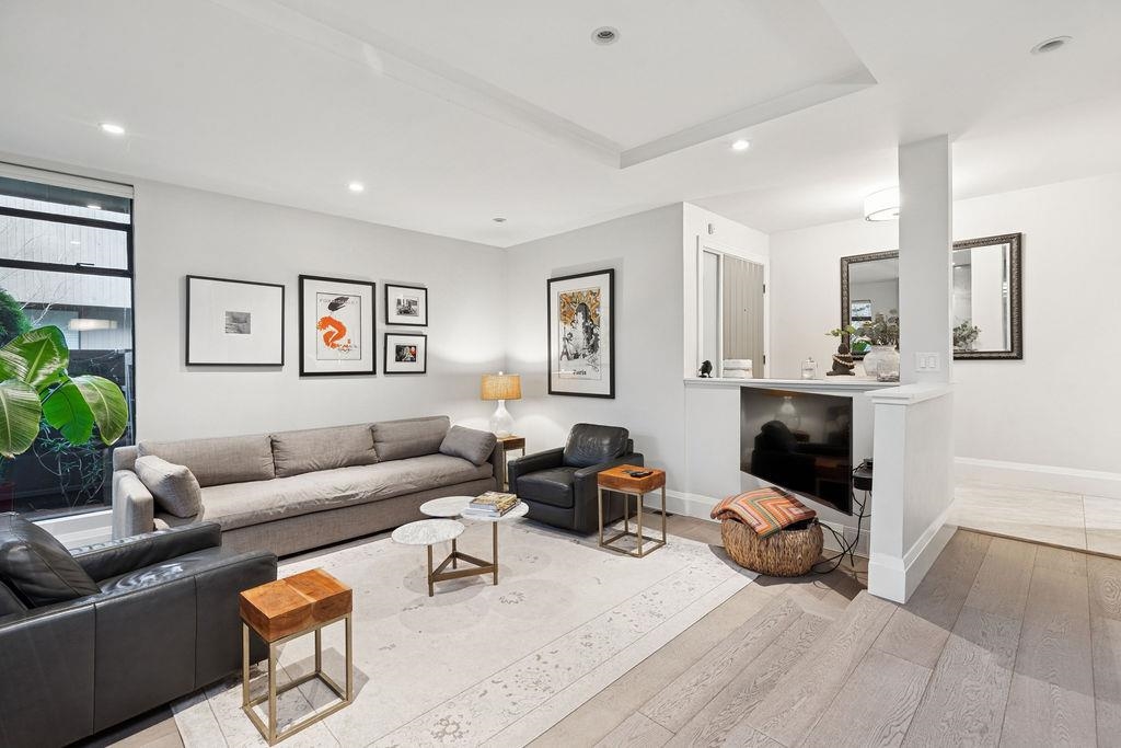 4308 YEW STREET, Vancouver BC V6L 3C8, R3103553, BC,