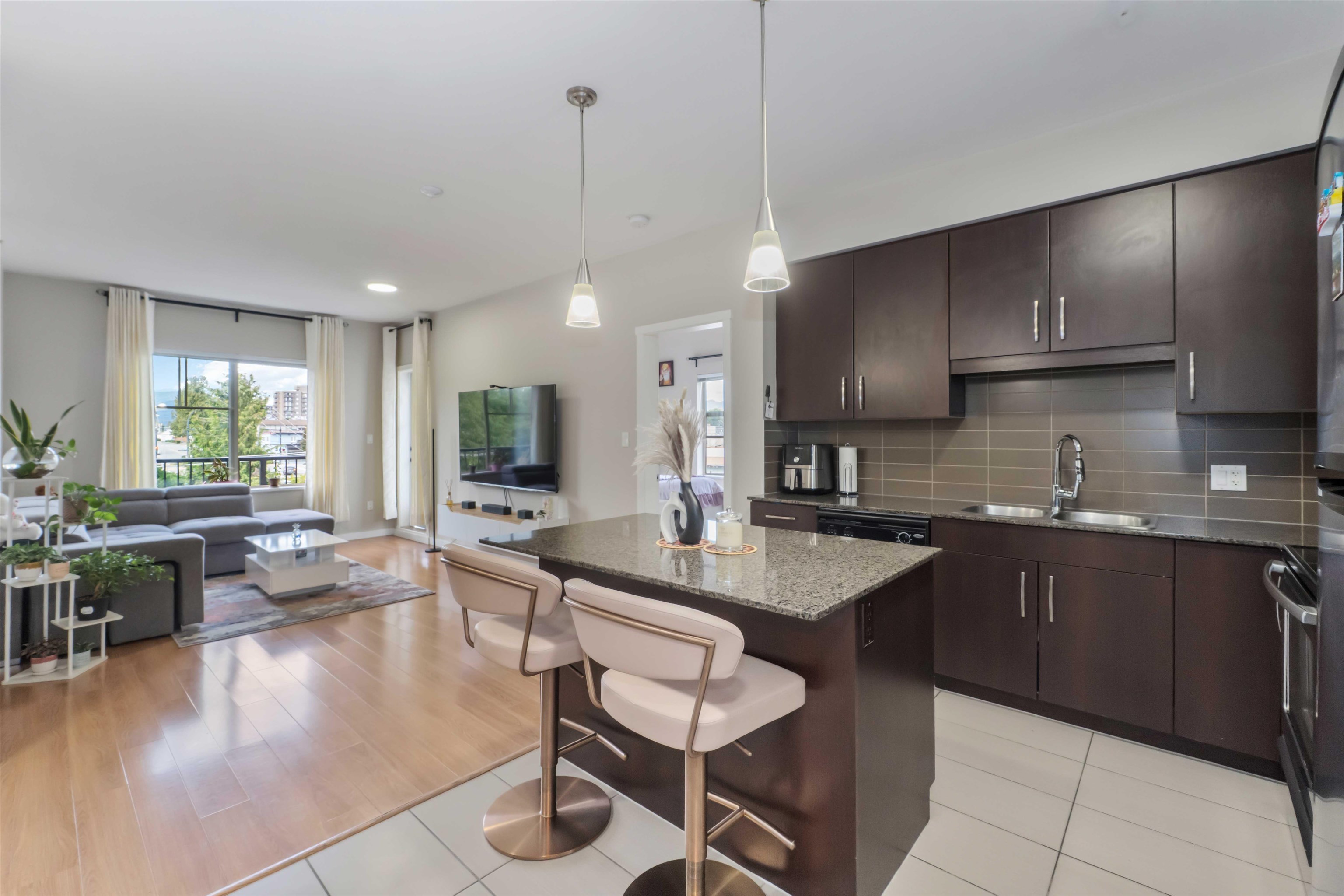 404 22290 NORTH AVENUE, R3103573, BC,