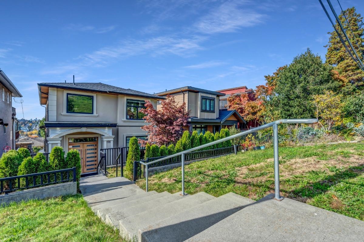 175 DELTA AVENUE, Burnaby BC V5B 3C6, R3103589, BC,
